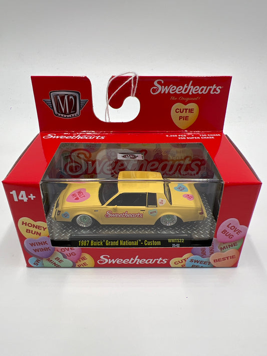 M2 Machines Walmart Exclusive Sweethearts 1987 Buick Grand National Custom Yellow WMTS22