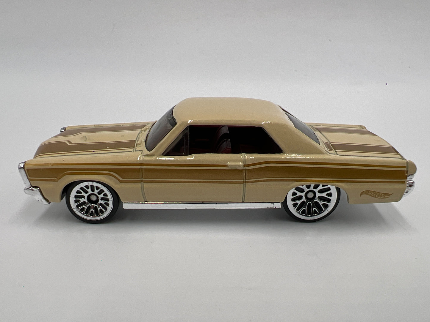 Hot Wheels 1/64 Multipack Exclusive 65 Pontiac GTO Tan Loose