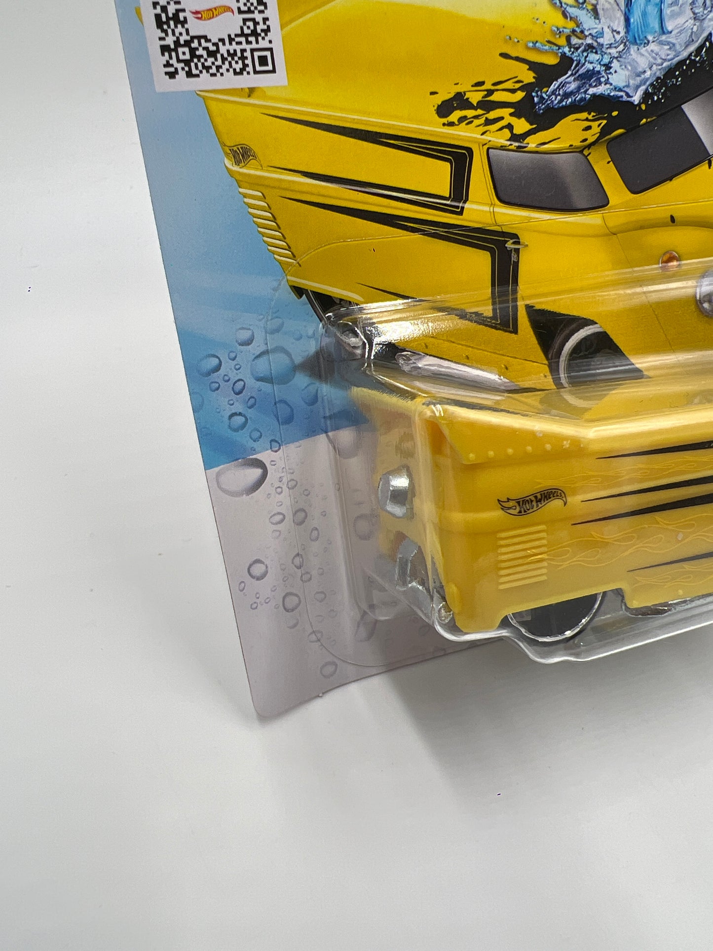 2025 Hot Wheels Color Shifters Volkswagen Drag Bus Yellow 116C
