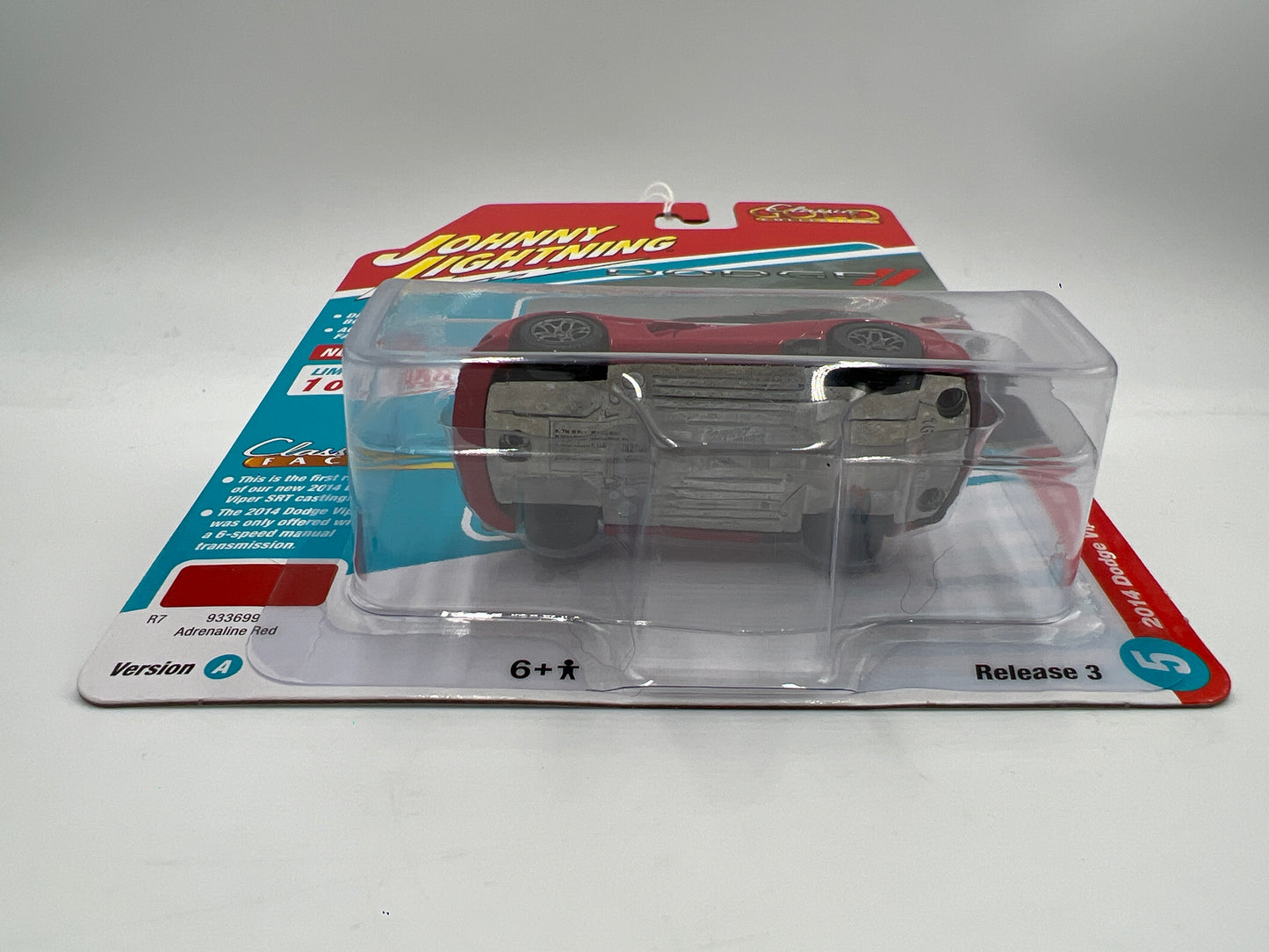 Johnny Lightning Classic Gold Release 3 Version A 2014 Dodge Viper SRT Red 229A