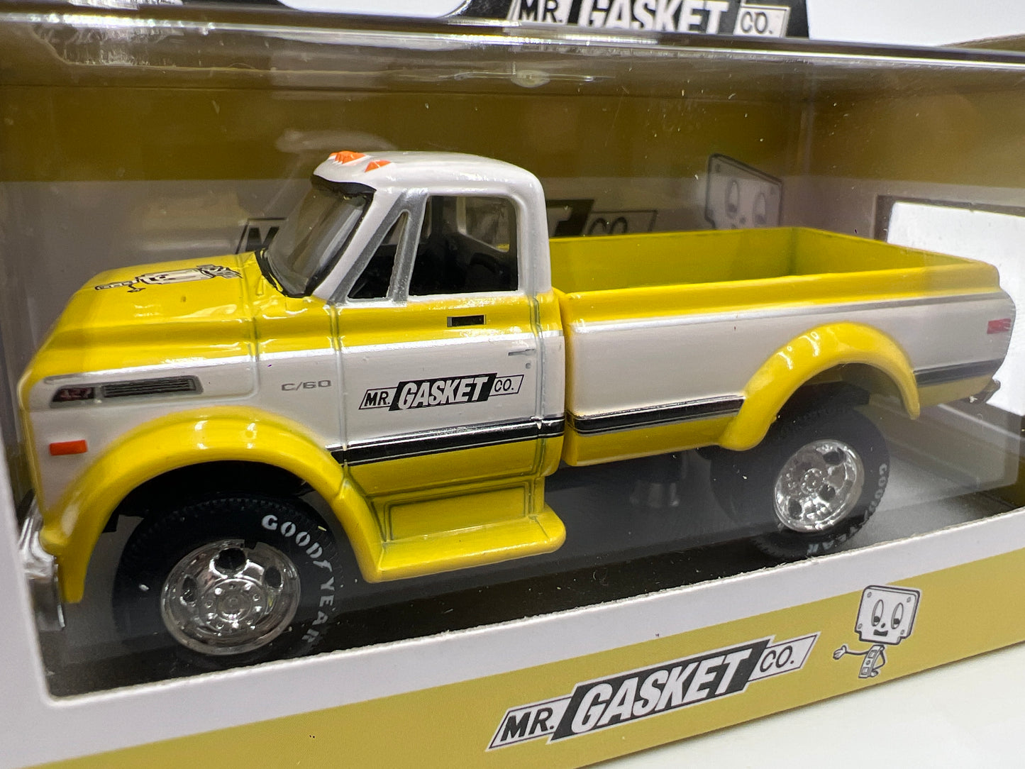 M2 Machines 1970 Chevrolet C60 Truck Yellow Mr Gasket R71
