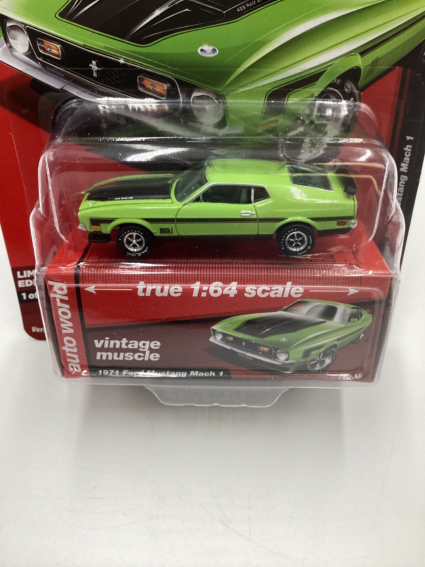 Auto World Vintage Muscle Release 4 Version A 1971 Ford Mustang Mach 1 Green