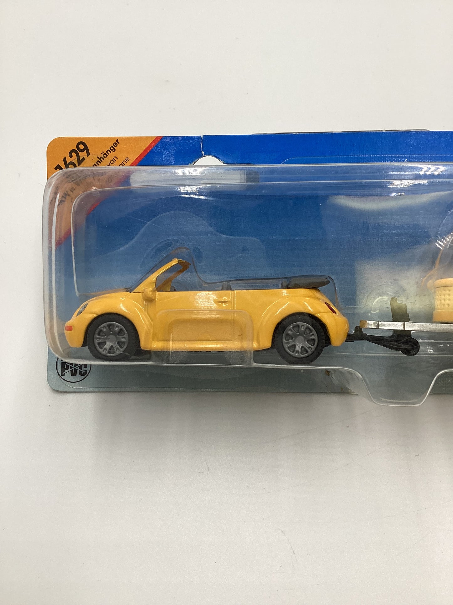 Siku #1629 Car with Caravan Yellow VW Beetle SR