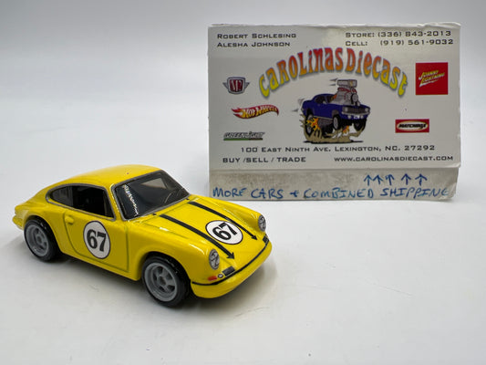 Hot Wheels Diorama Premium 67 Porsche 911 R Yellow Loose