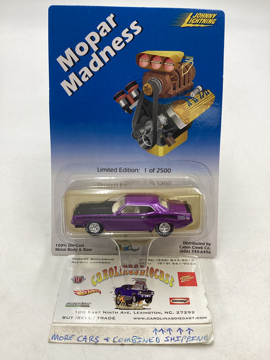 Johnny Lightning Mopar Madness 70 Cuda Purple 1/2500 190E