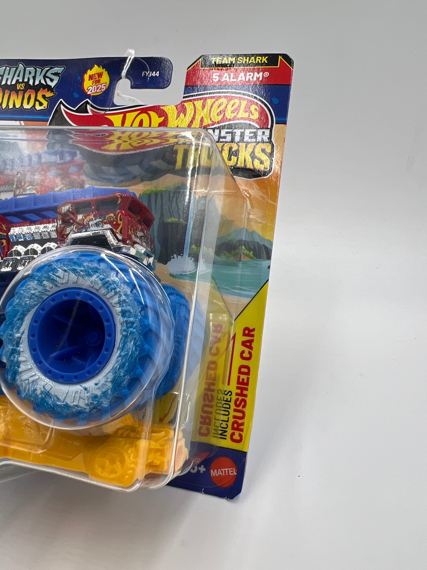 2025 Hot Wheels Monster Trucks Sharks Vs Dinos #6 5 Alarm 126E