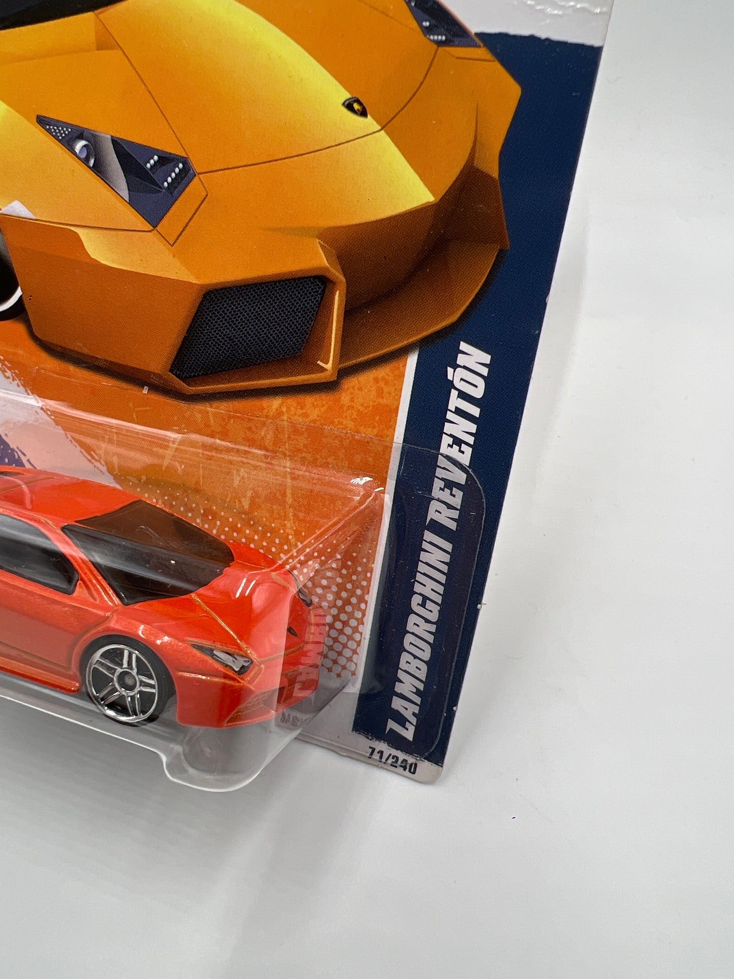 2010 Hot Wheels Garage  #71 Lamborghini Reventon Orange 102C