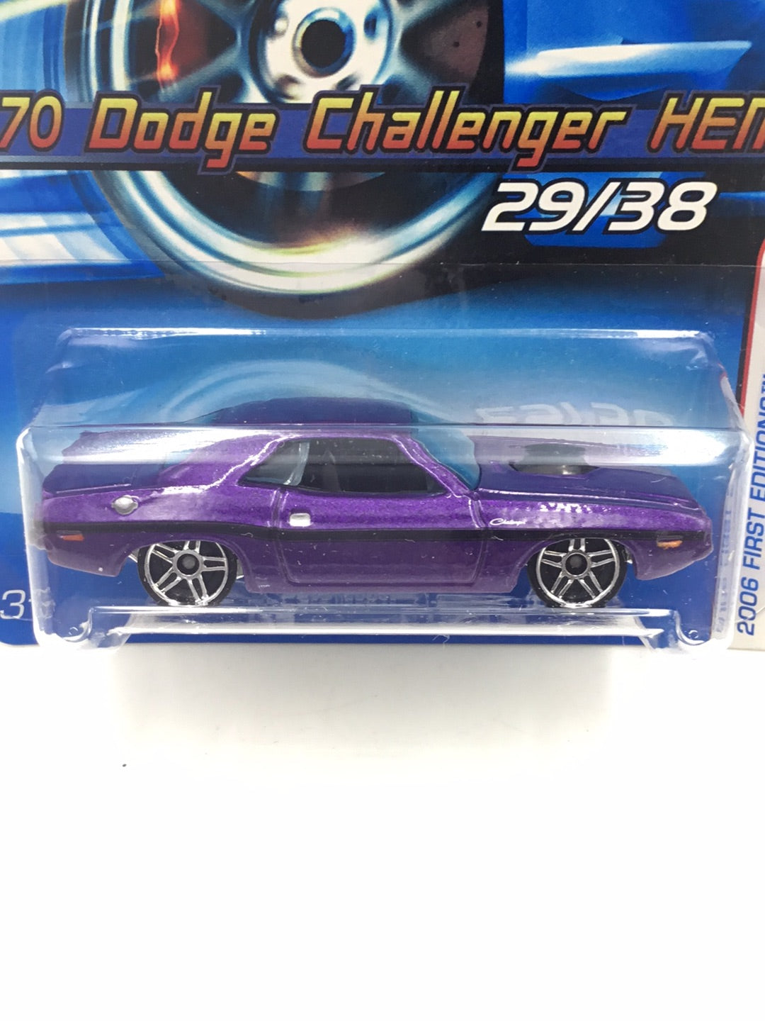 2006 Hot Wheels #29 70 Dodge Challenger HEMI