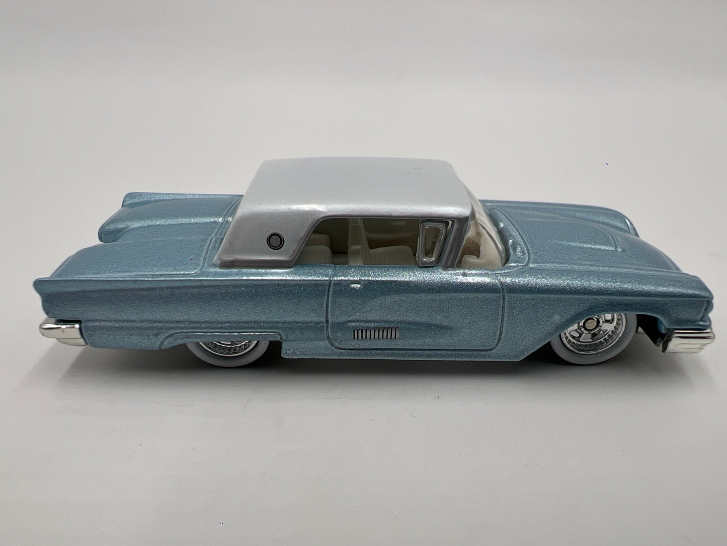 Hot Wheels 1/64 Premium Kool & Kustom 58 Ford Thunderbird Light Blue Loose