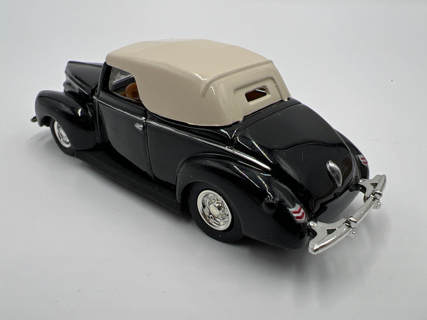 Hot Wheels Collectibles 1/64 Reggies Cars 1940 Ford Black Loose