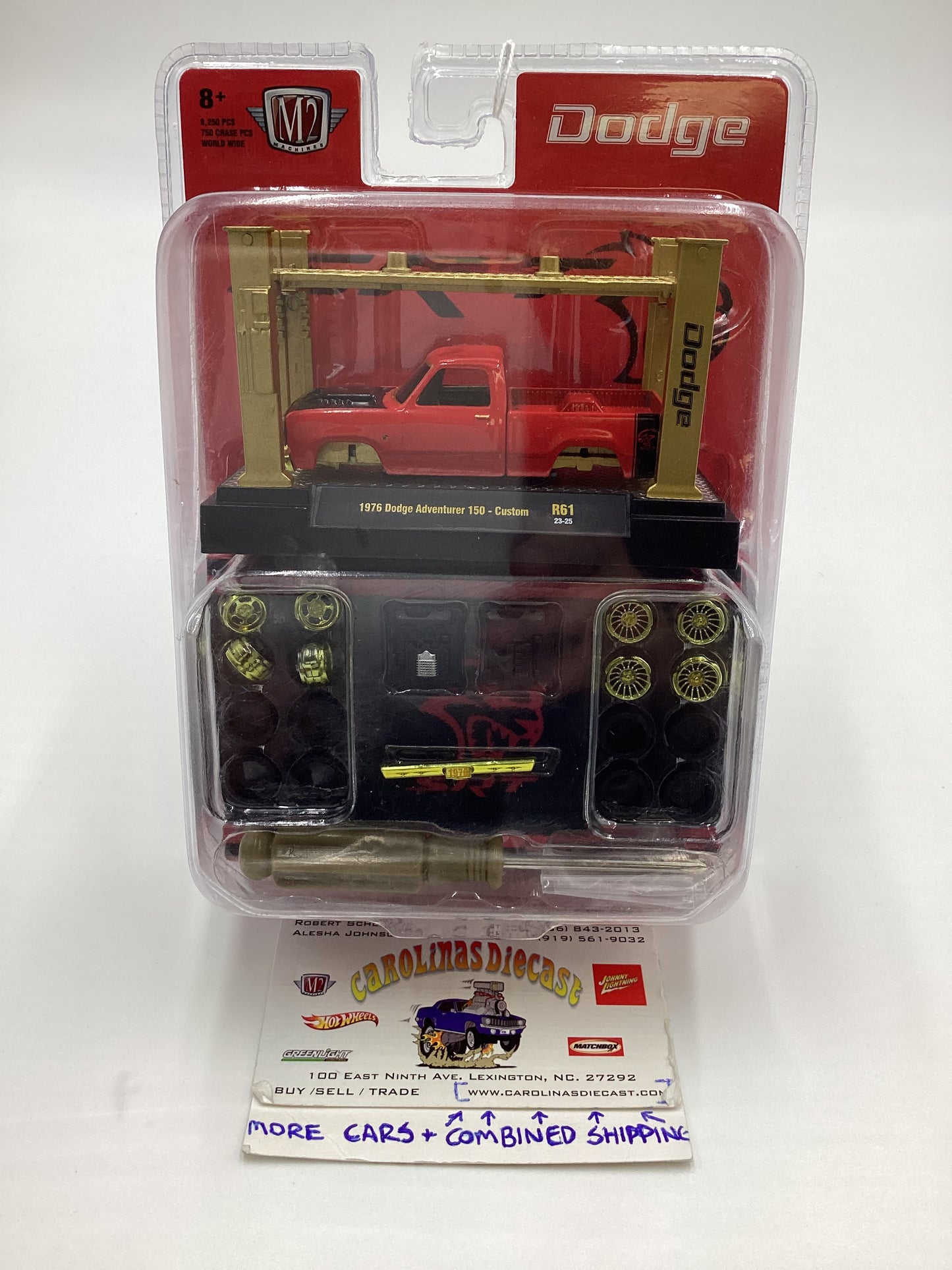 M2 Machines Dodge SRT Kit CHASE 1976 Dodge Adventurer 150 Custom R61 Red