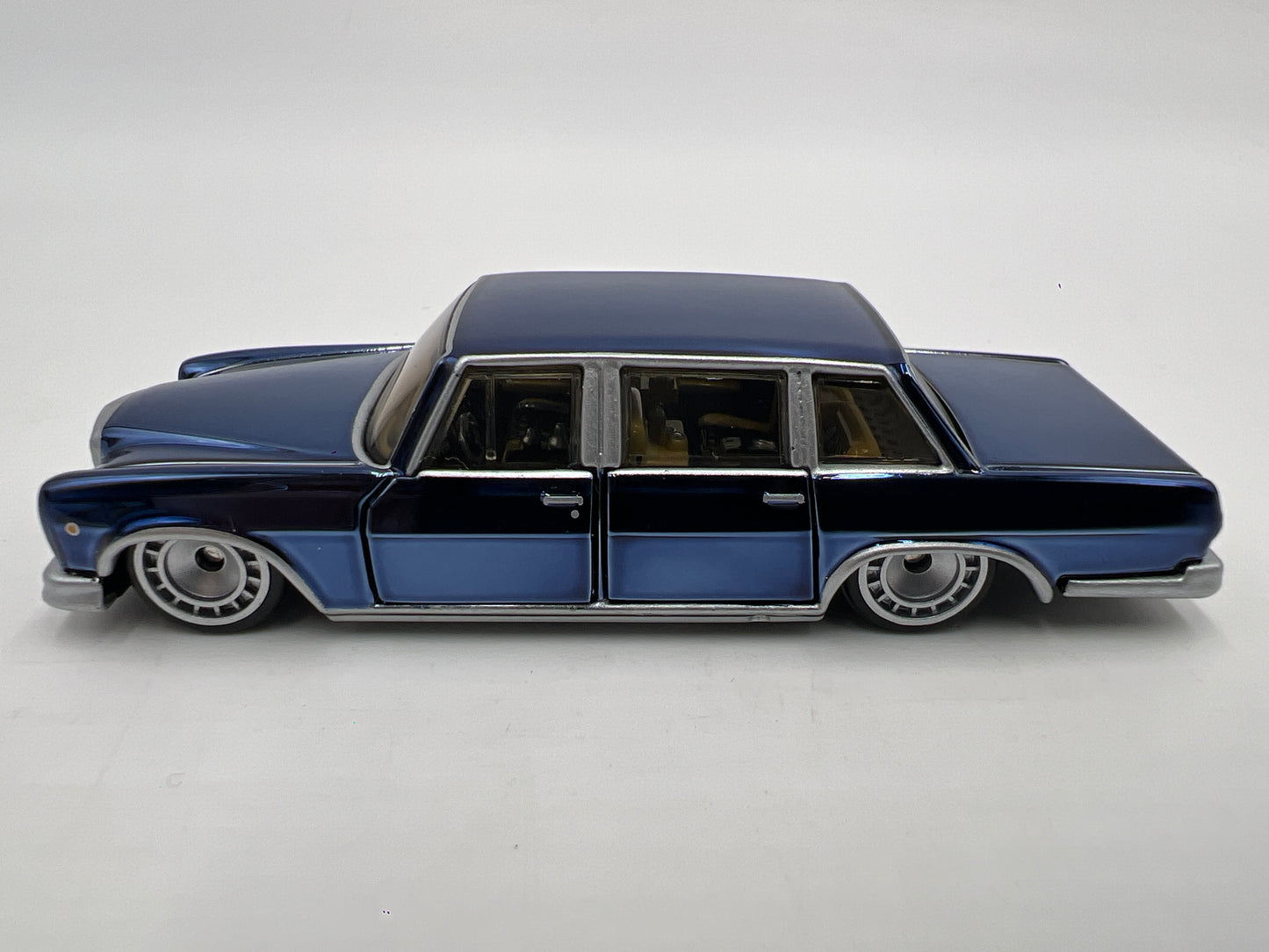 2025 Hot Wheels RLC Mercedes-Benz 600 Blue