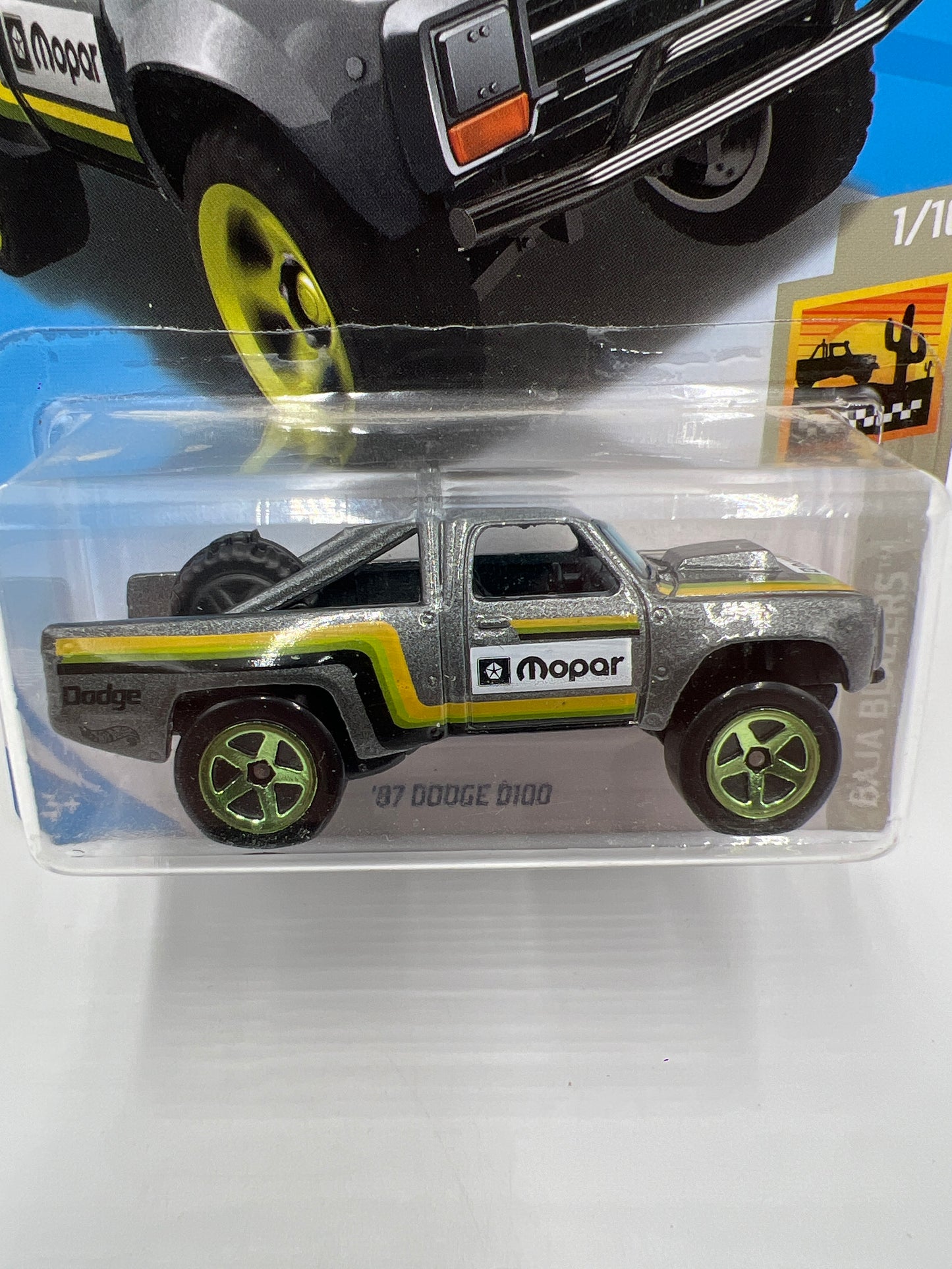 2019 Hot Wheels Baja Blazers #64 87 Dodge D100 Gray