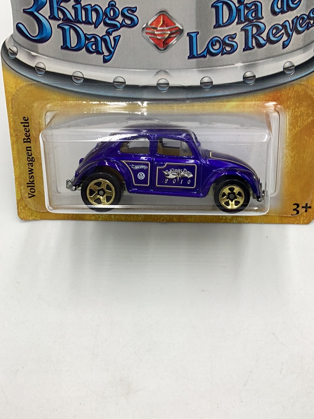 Hot Wheels 3 Kings Day Volkswagen Beetle Target exclusive with protector