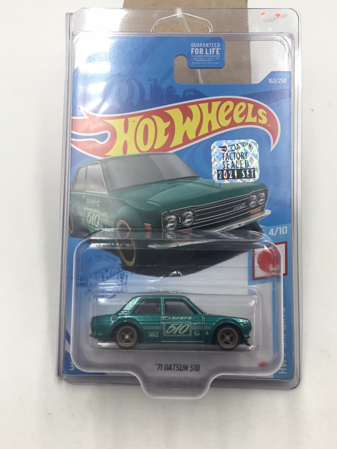 2021 hot wheels super treasure hunt #162 71 Datsun 510 W/Protector