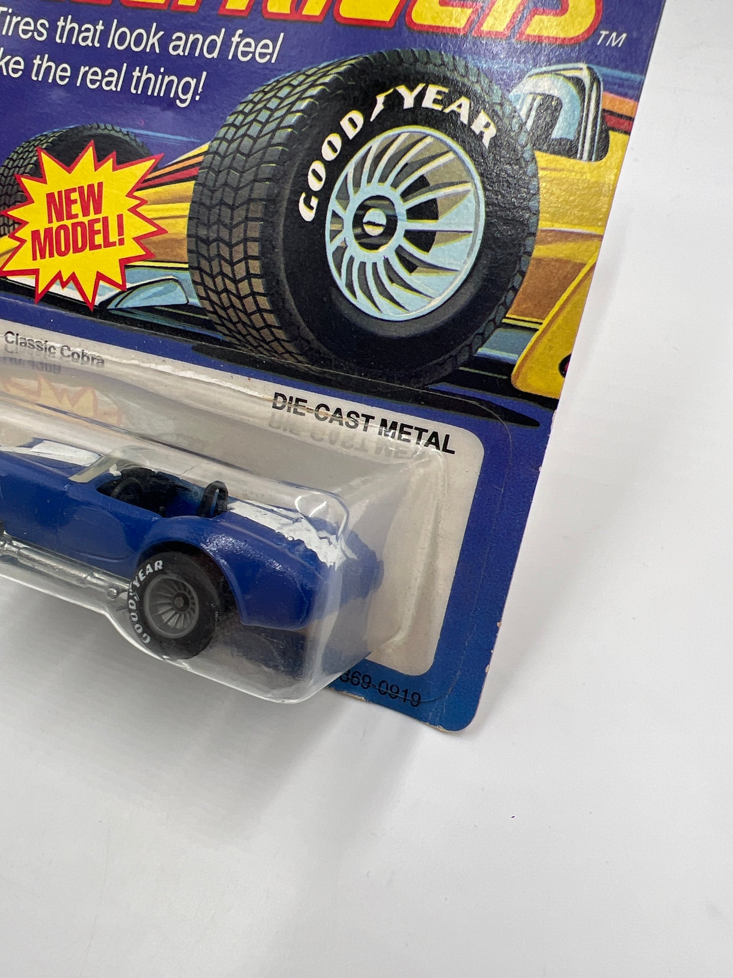 Hot Wheels Original 1982 Real Riders #4369 Gray Hub Classic Cobra Blue W/Protector