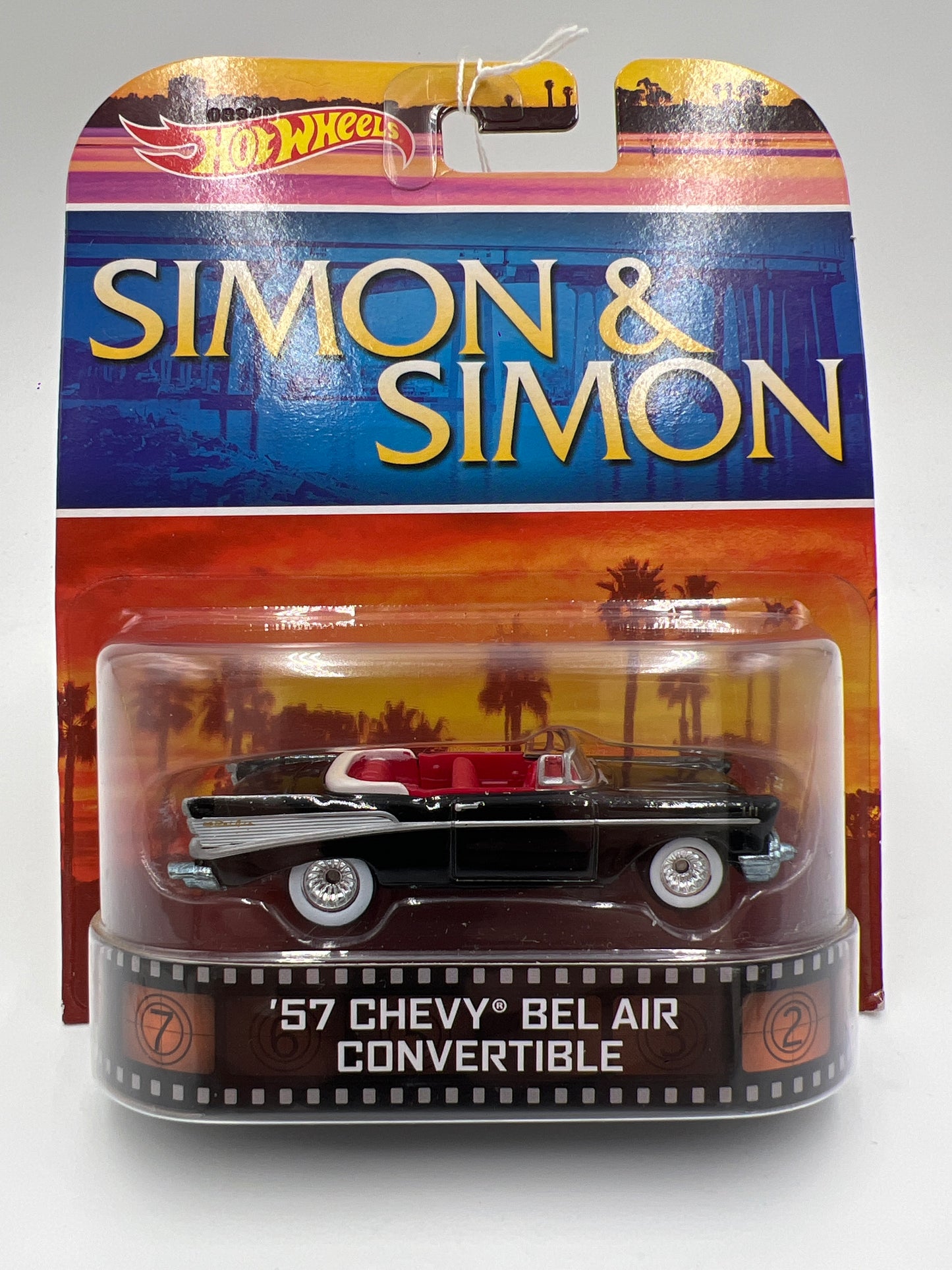 Hot Wheels Retro Entertainment Simon & Simon 57 Chevy Bel Air Convertible Black 241E