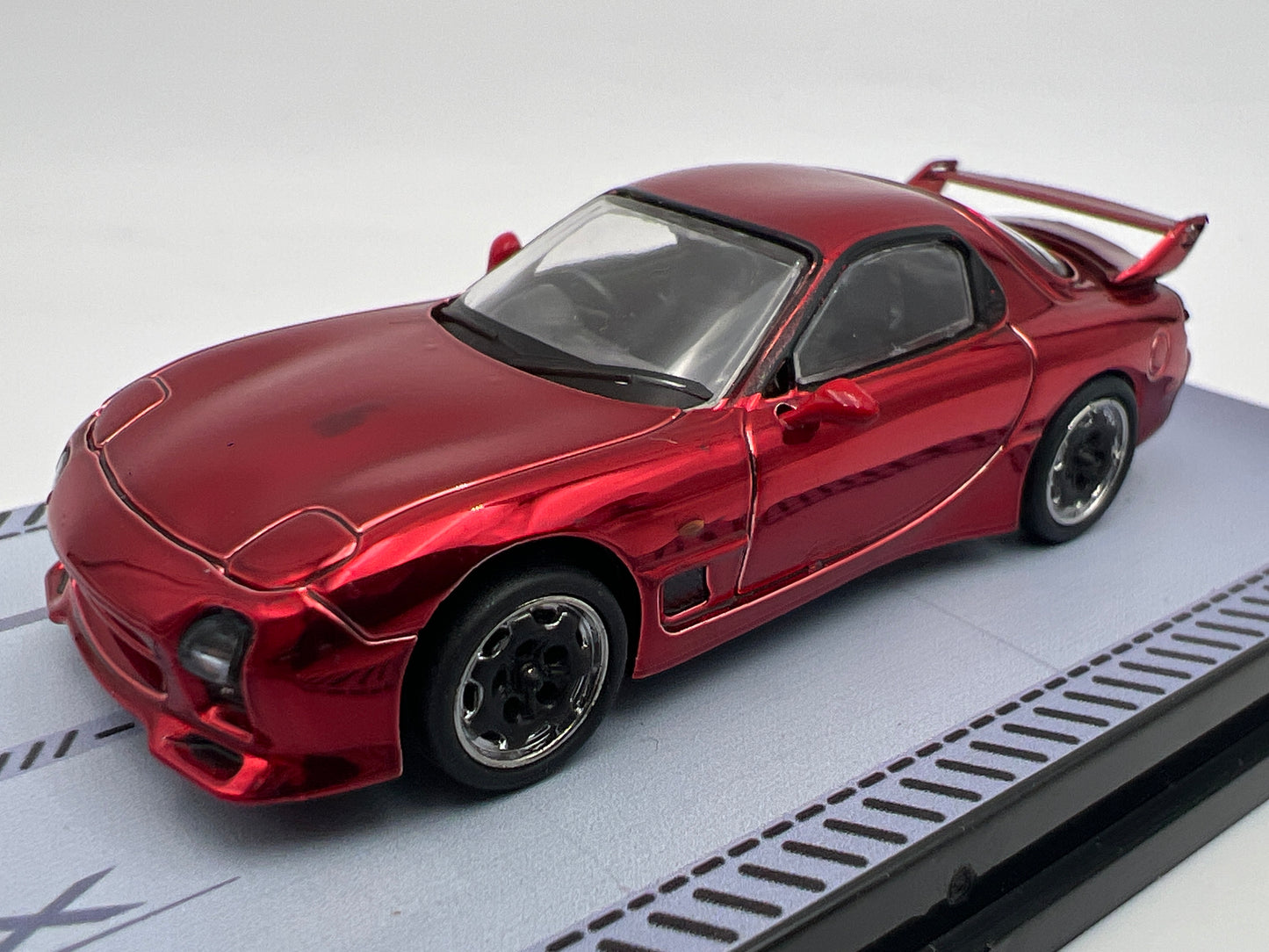 Tarmac Works x Global 64 CHASE PRIX Mazda RX-7 FD3S Mazdaspeed A-Spec ESDER Chrome Red