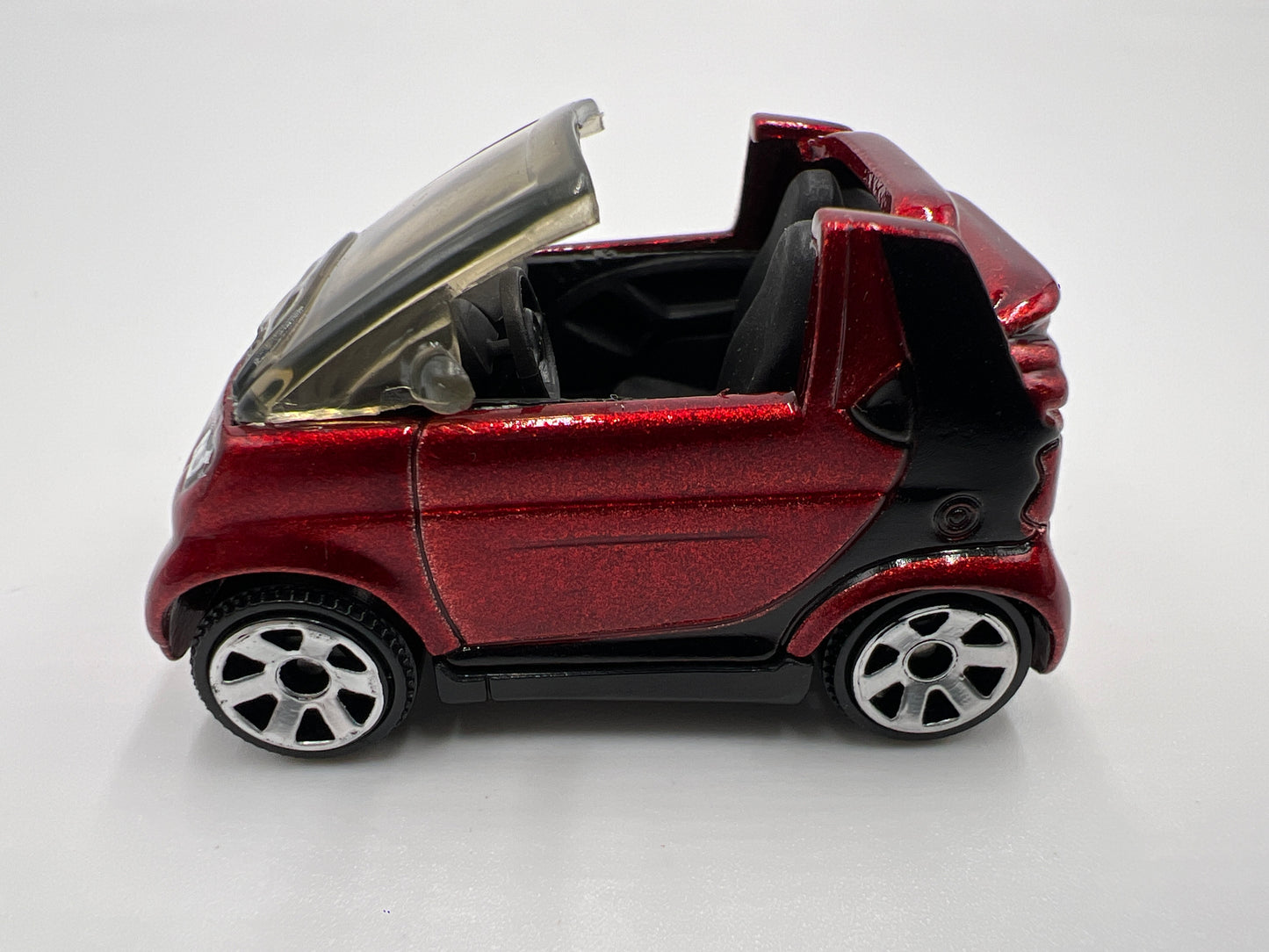 Matchbox 1/64 Smart Fortwo Coupe Red Loose