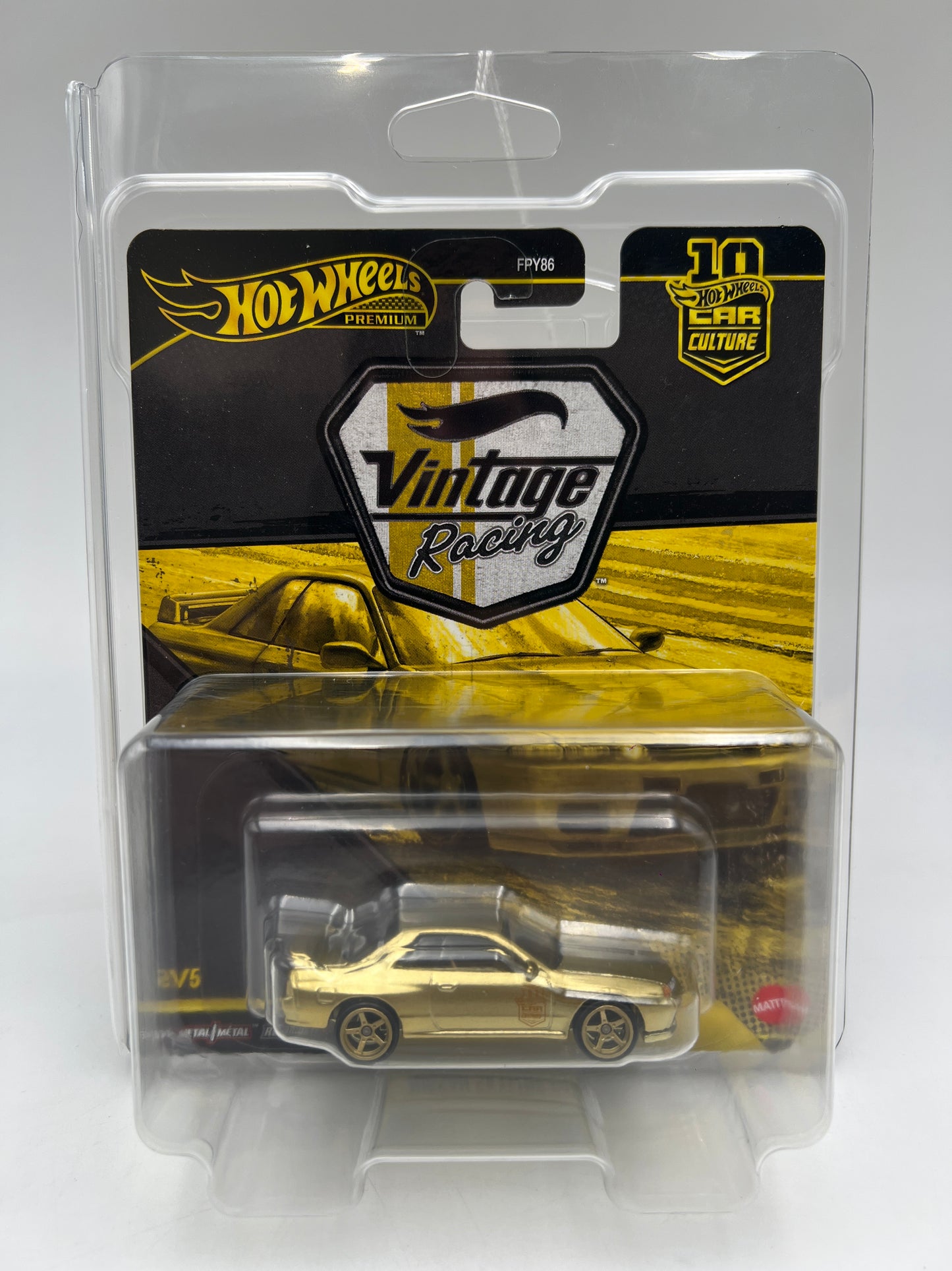 2026 Hot Wheels Vintage Racing CHASE #0 Nissan Skyline GT-R BNR32 Gold W/Protector