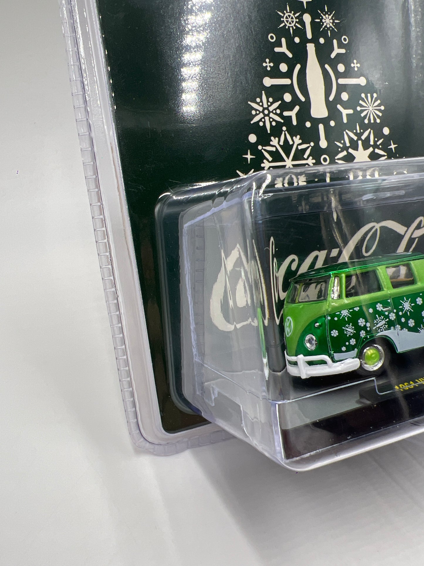 2025 M2 Machines Coca Cola Holidays 1961 VW Double Cab Truck USA Model Green SK10 194D