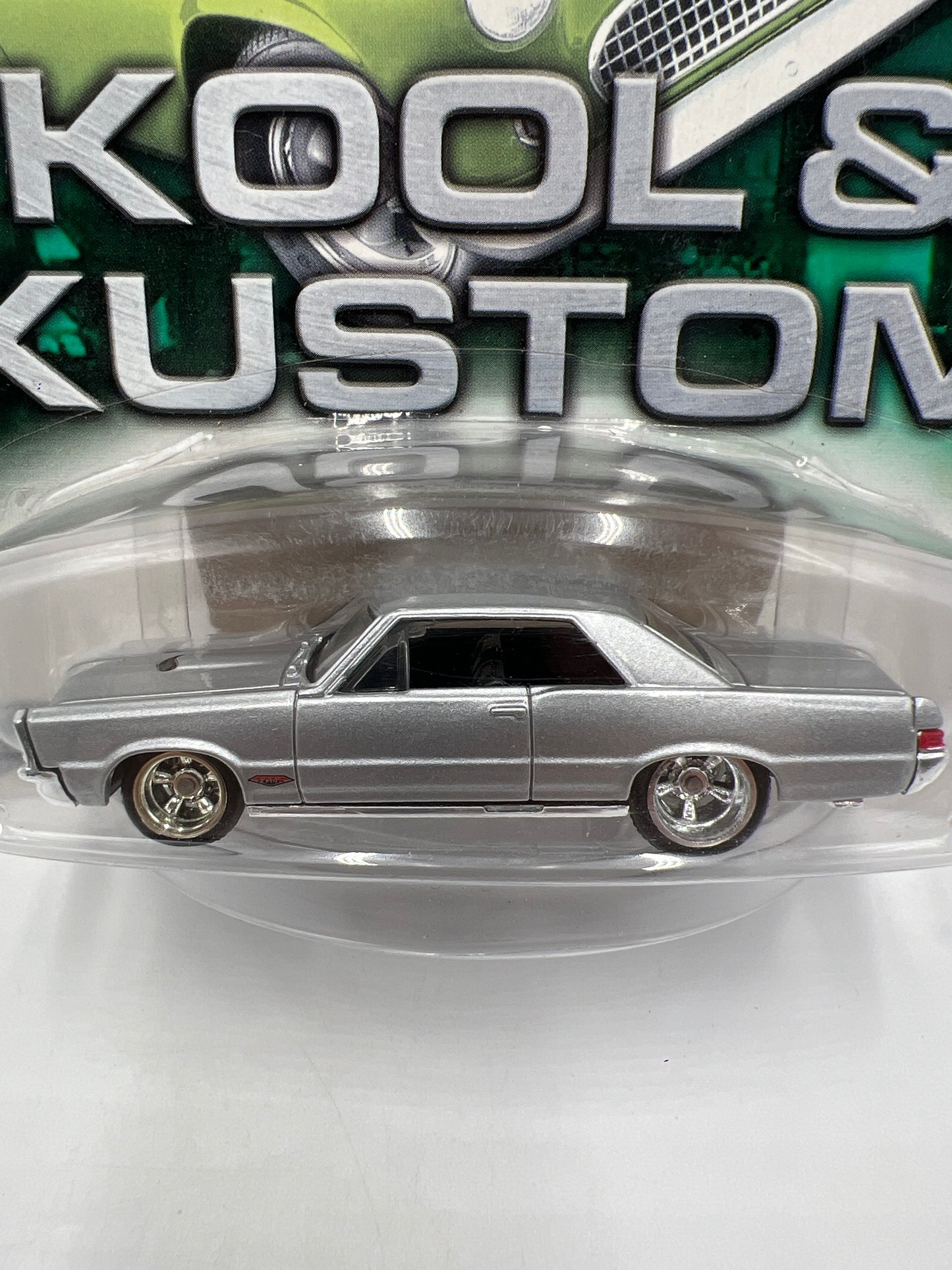 Hot Wheels Premium Kool & Kustom #1 Pontiac GTO Silver 245O
