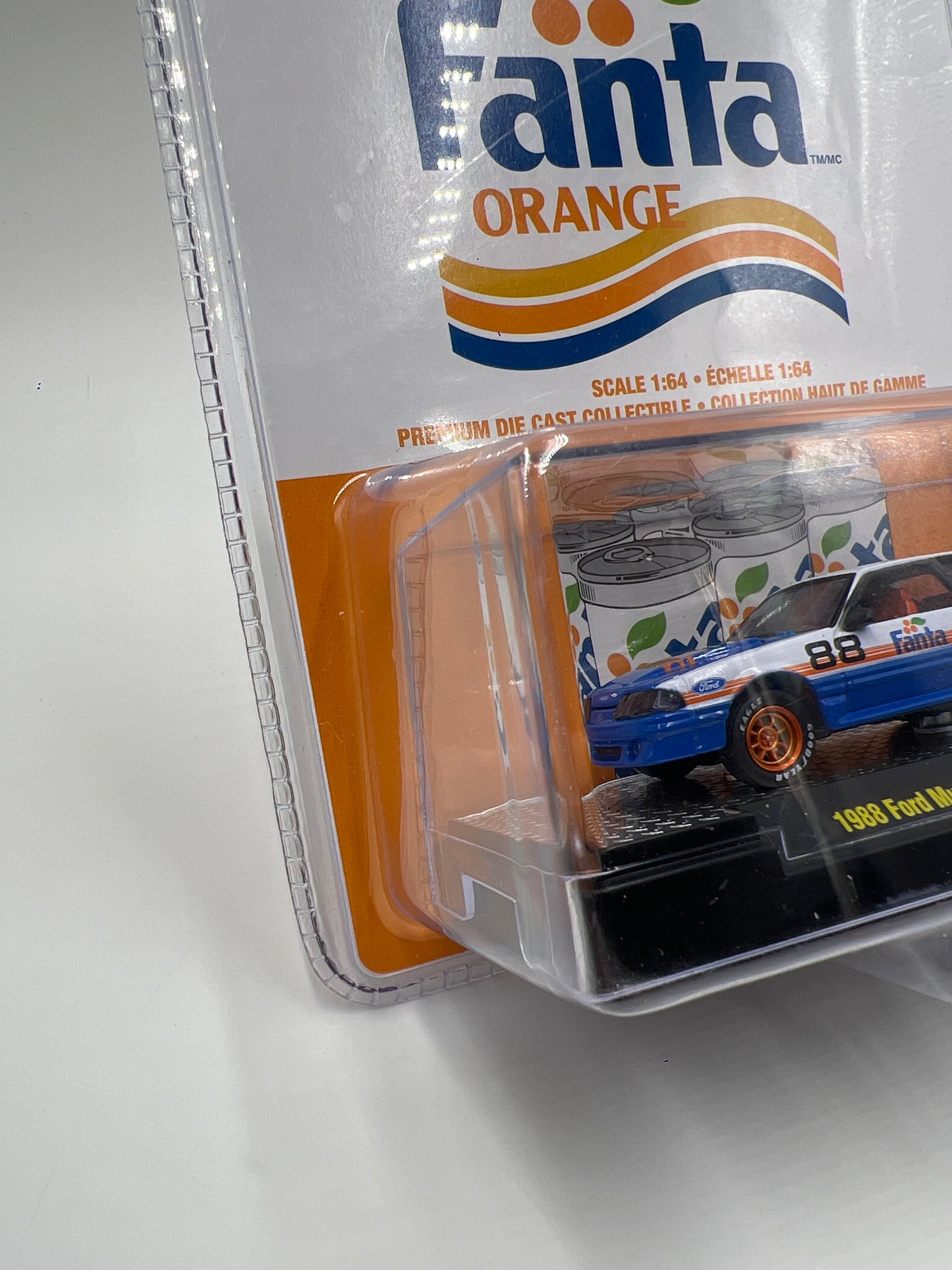 M2 Machines Fanta CHASE 1988 Ford Mustang GT A07