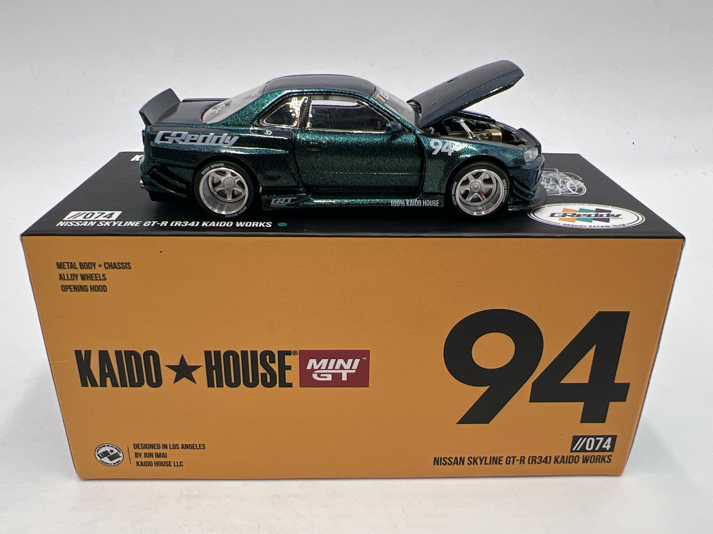 Mini GT Kaido House #074 Nissan Skyline GT-R R34 Kaido Works GReddy