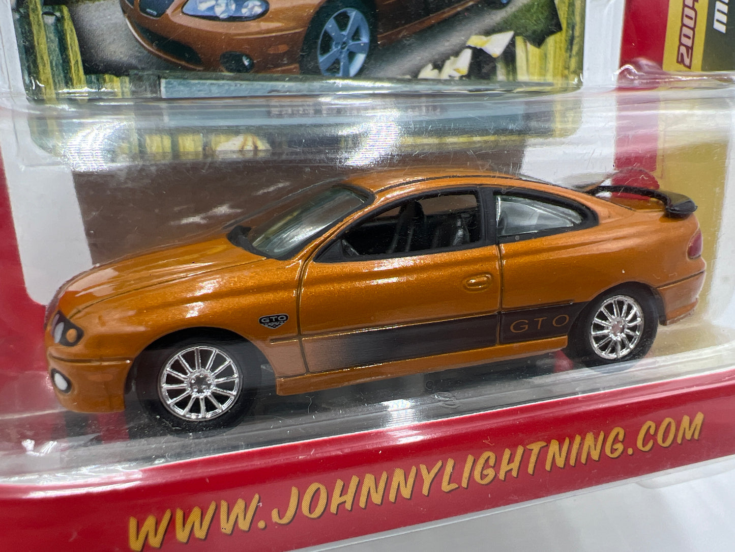 Johnny Lightning Modern Muscle R2 #1 2004 Pontiac GTO Orange 227C