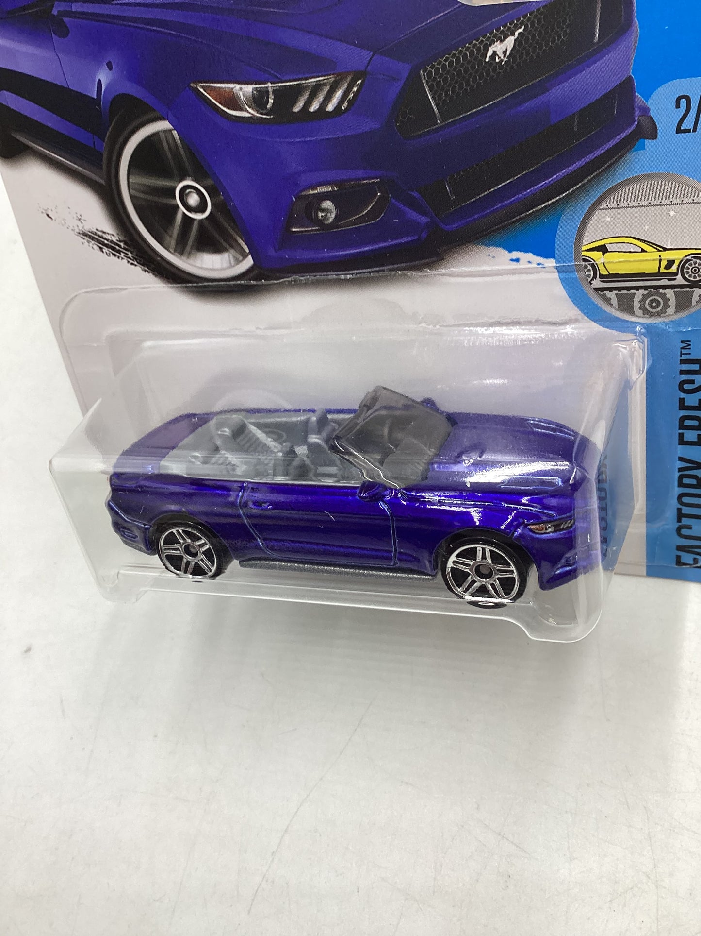 2017 Hot Wheels Factory Sealed #104 2015 Ford Mustang GT Convertible Blue 25E