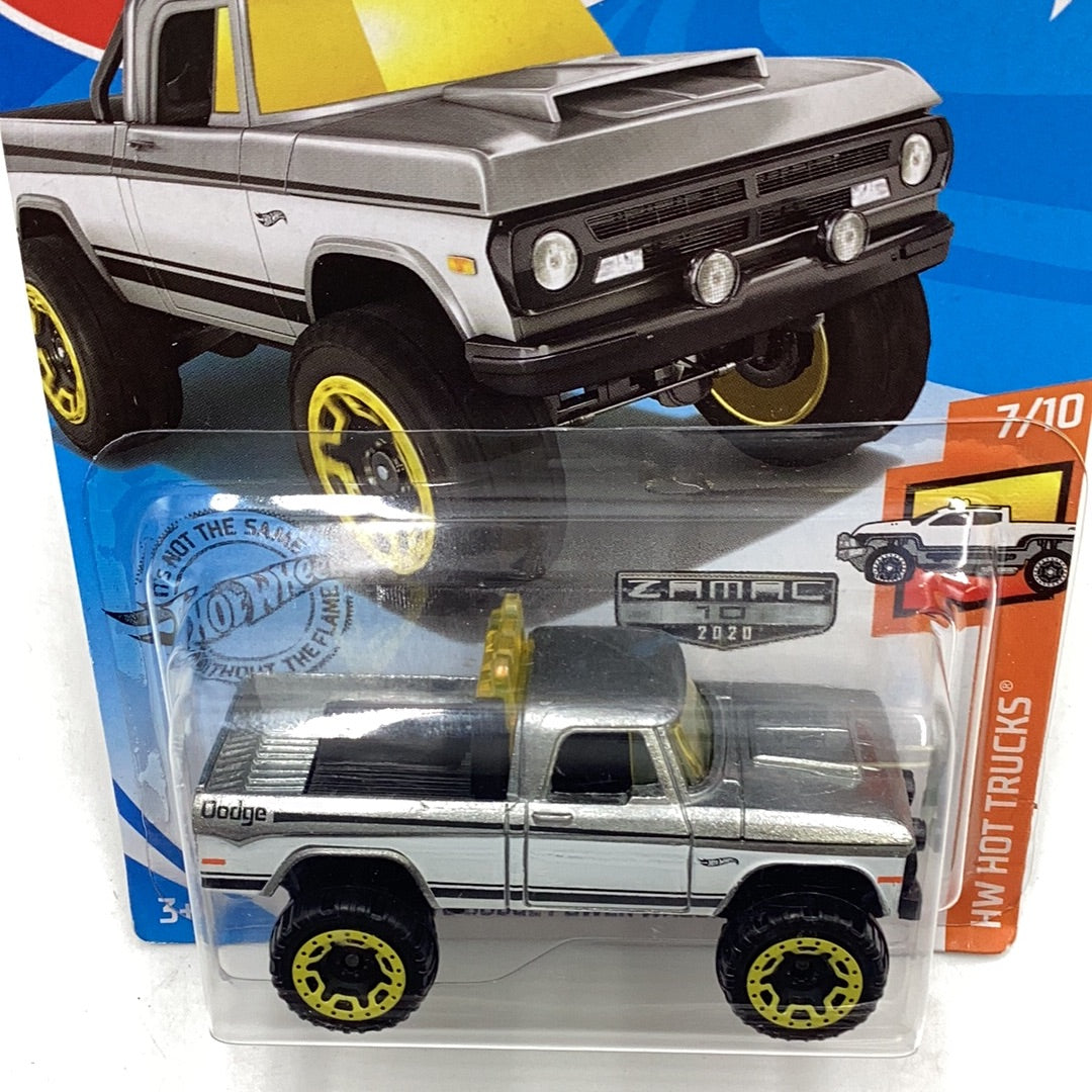 2020 Hot wheels Zamac #10 70 Dodge Power Wagon #152 147C