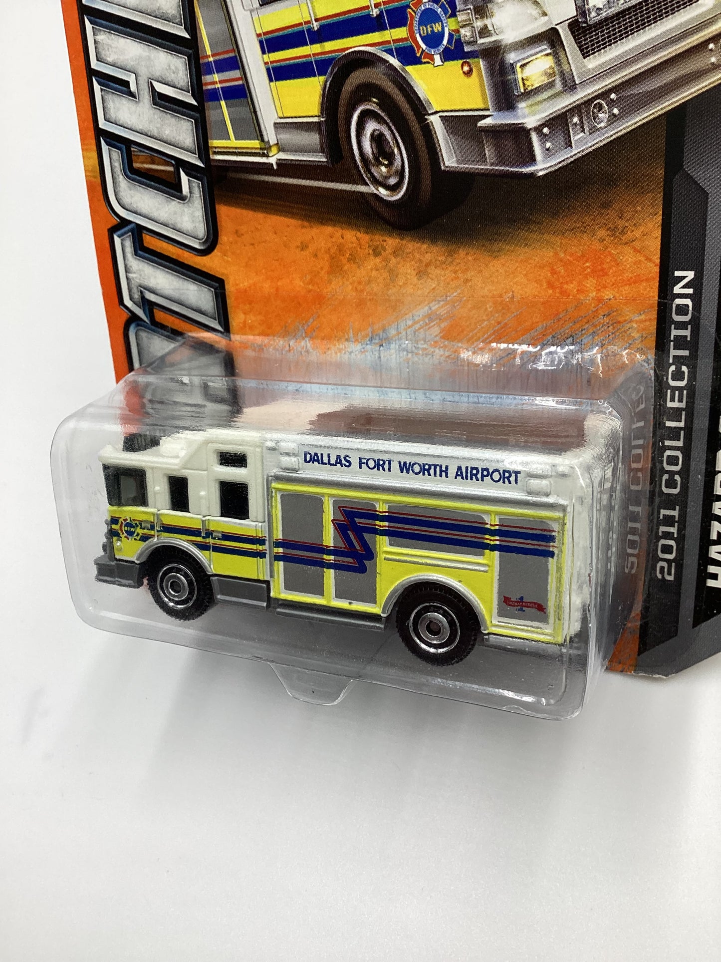 2011 Matchbox #51 Hazard Squad Dallas Forth Worth Airport 206A