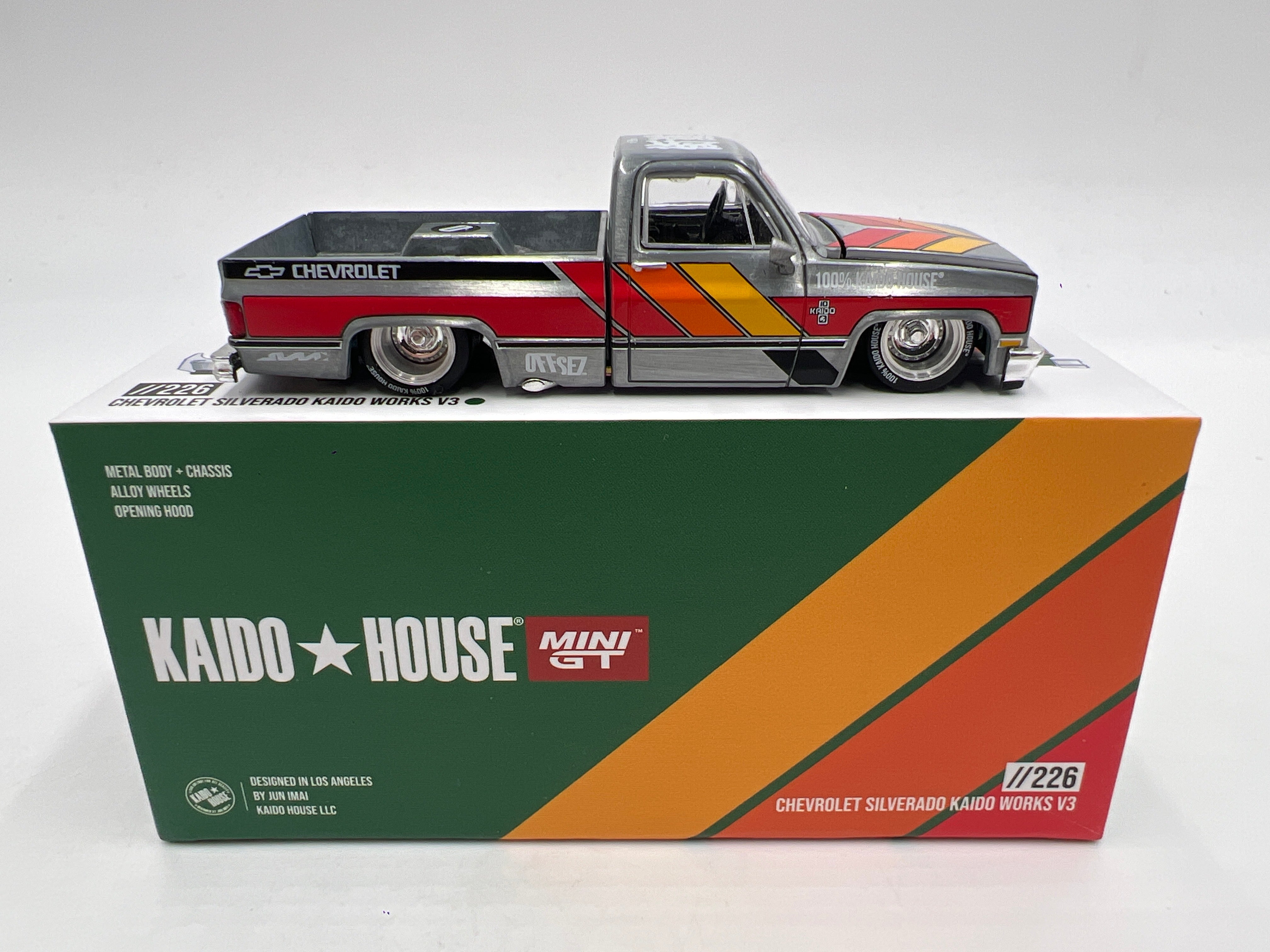 Mini GT x Kaido House #226 CHASE Chevrolet Silverado Kaido Works