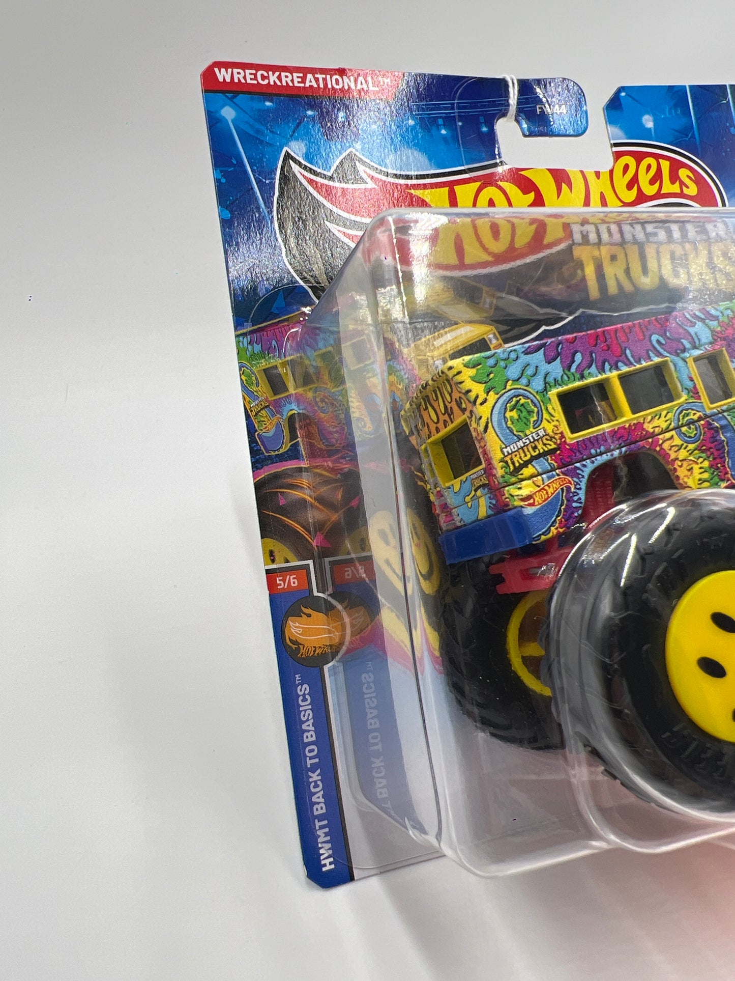 Hot Wheels Monster Trucks HWMT Back To Basics #5 Wreckreational 126D