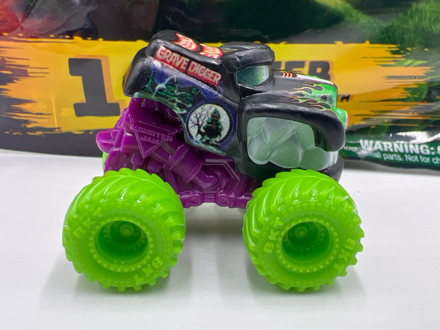 2026 Monster Jam Mini Series 20 #537 Grave Digger