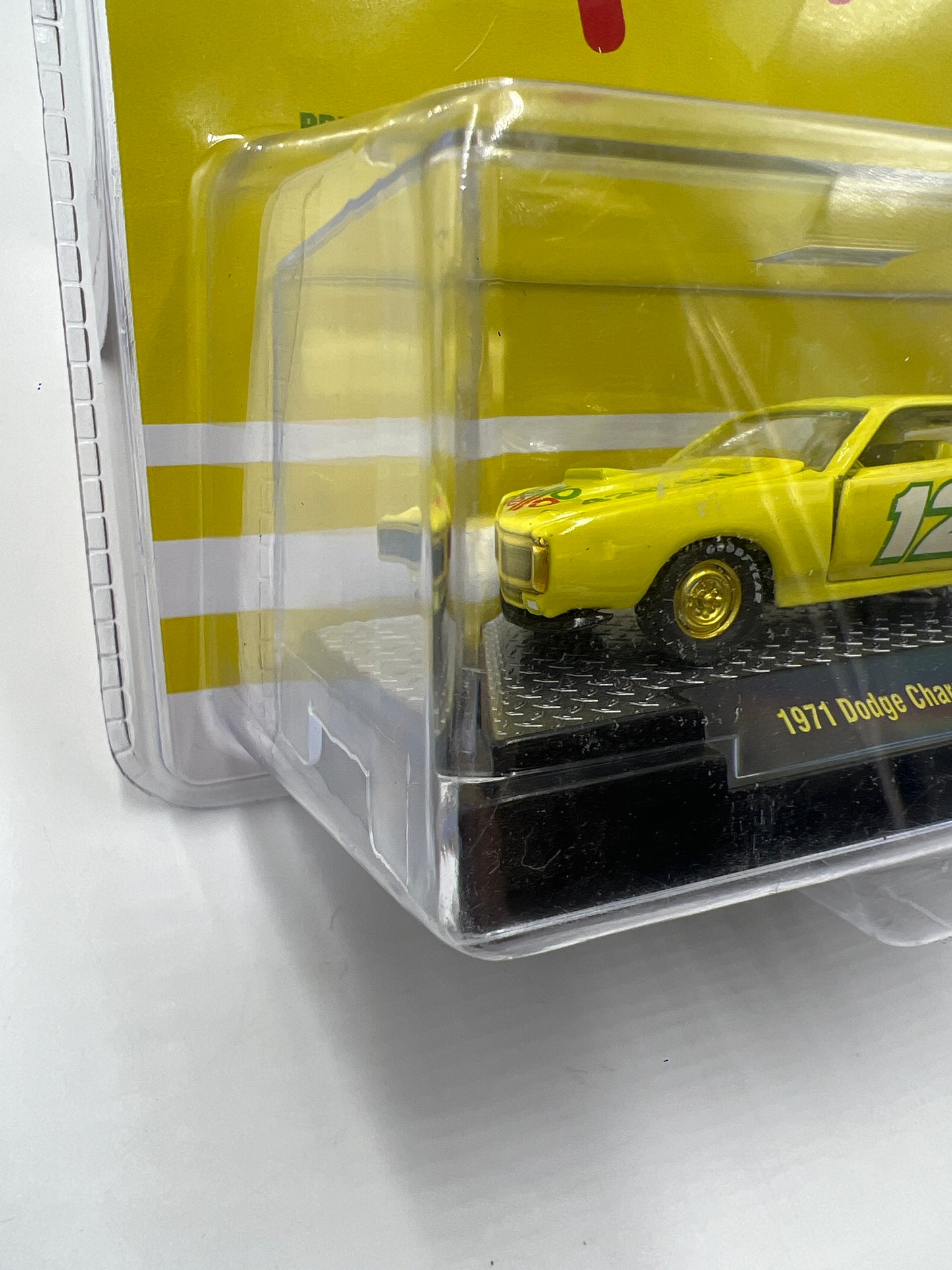 M2 Machines Mello Yello 1971 Dodge Charger R/T Hemi A02 CHASE 1/750