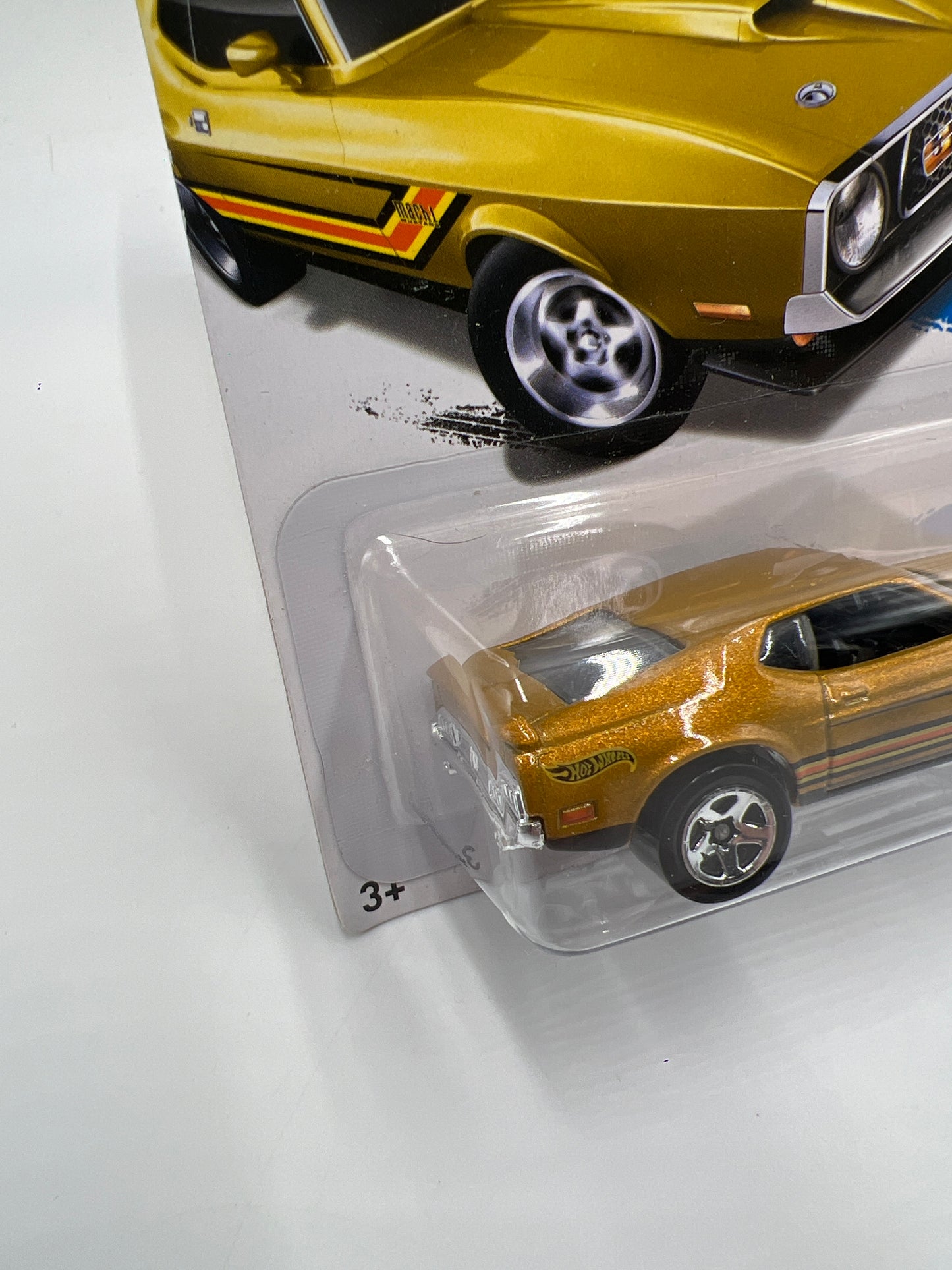 2014 Hot Wheels City #94 1971 Mustang Mach 1 Gold