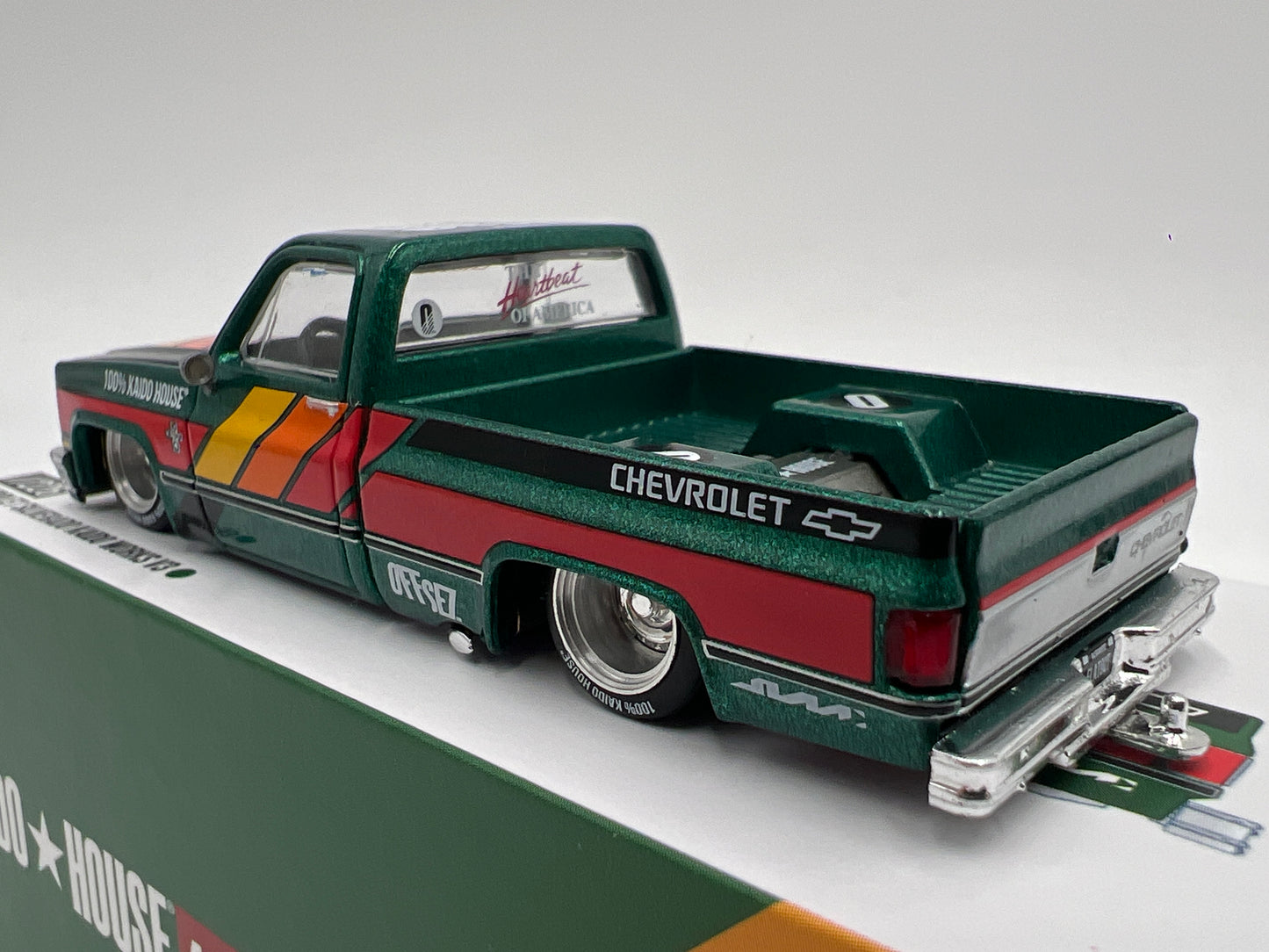 Mini GT x Kaido House #226 Chevrolet Silverado Kaido Works V3 Green