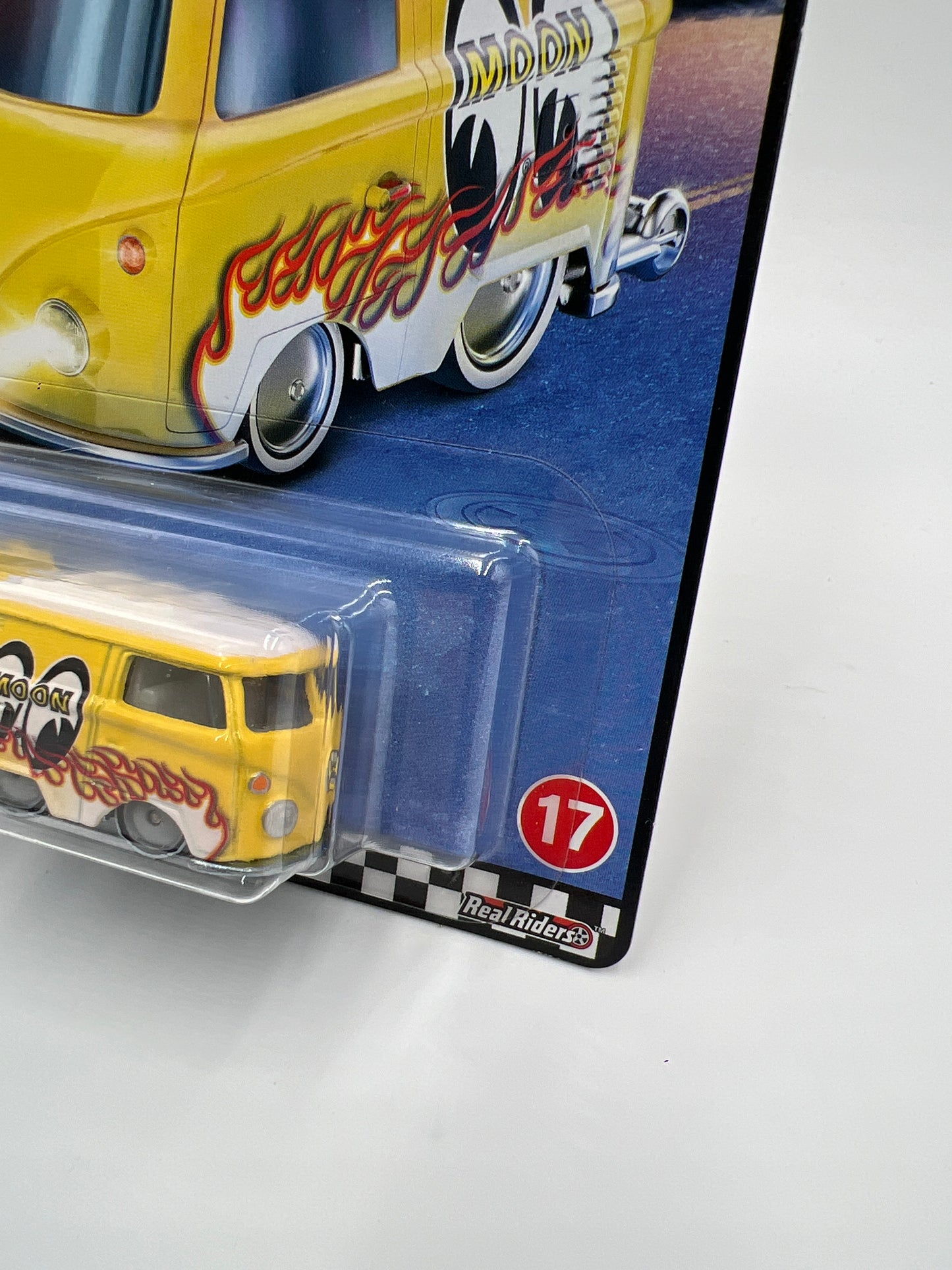 Hot Wheels Premium Boulevard #17 Kool Kombi Yellow Mooneyes W/Protector