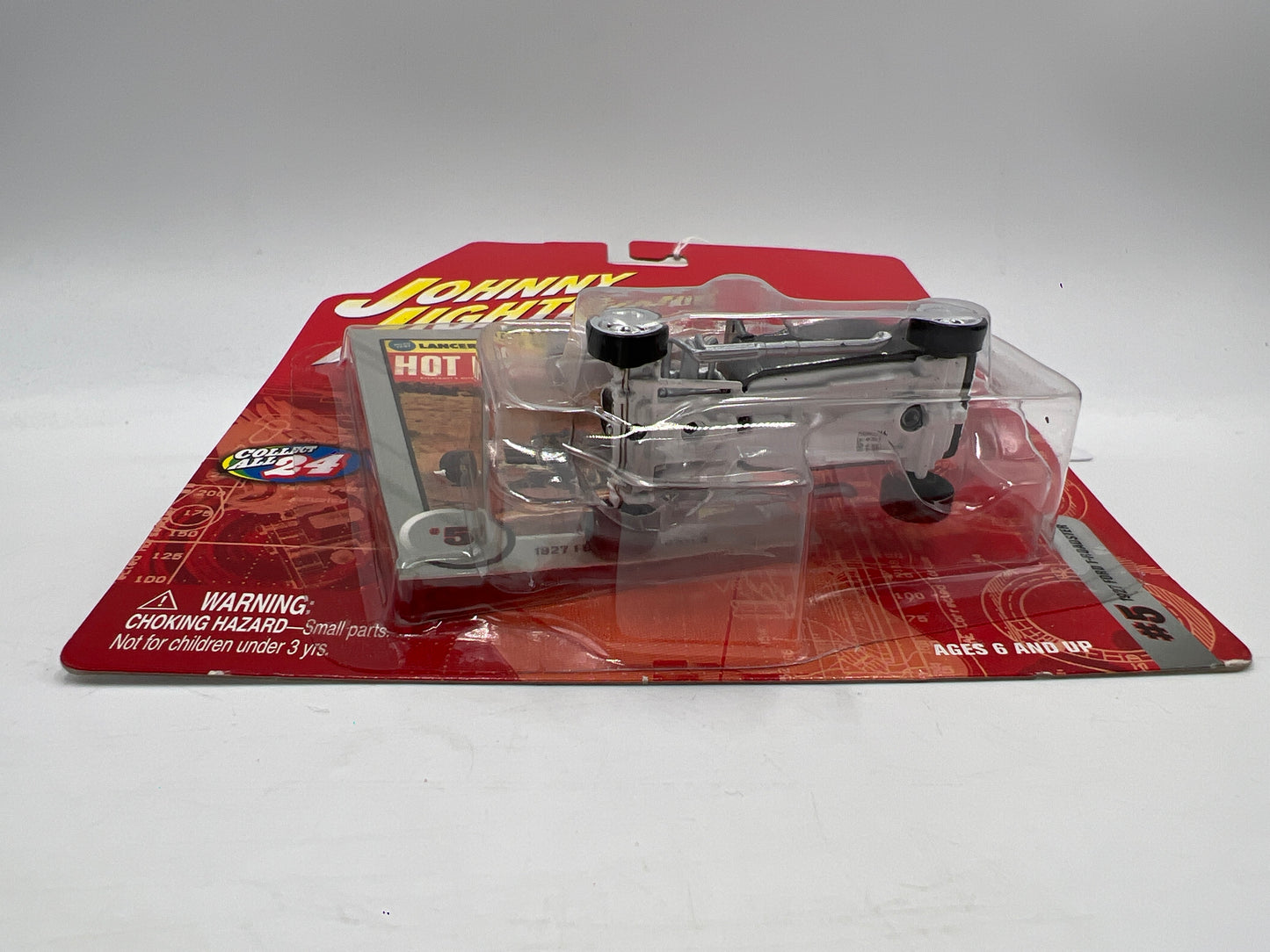 Johnny Lightning White Lightning Chase Hot Rod Magazine #5 1927 Ford T-Roadster Black