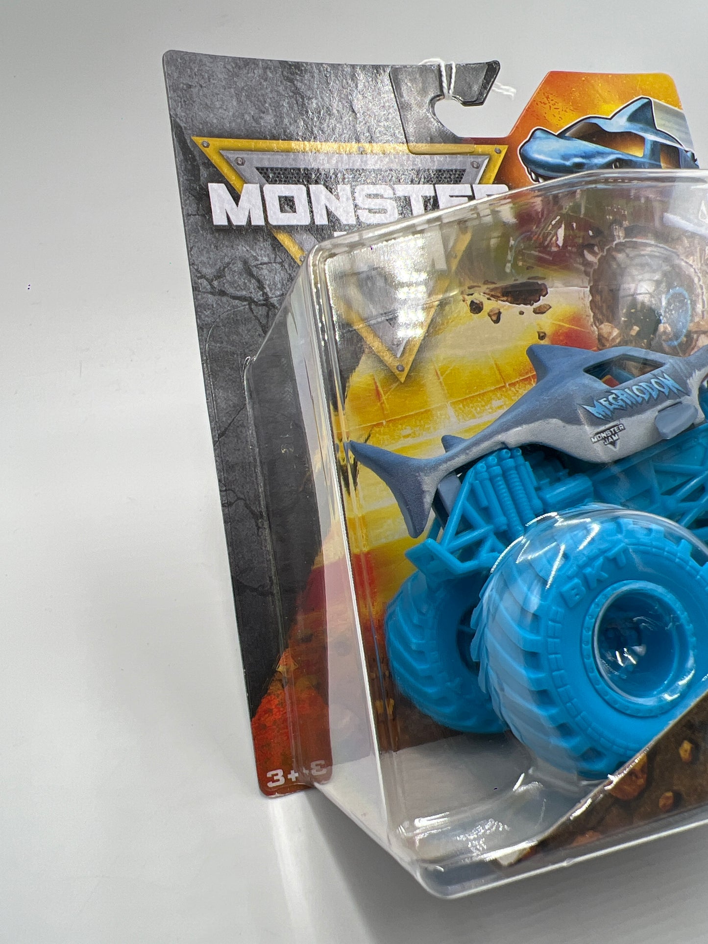 Monster Jam Series 1 Megalodon Blue W/Blue Tires 129E