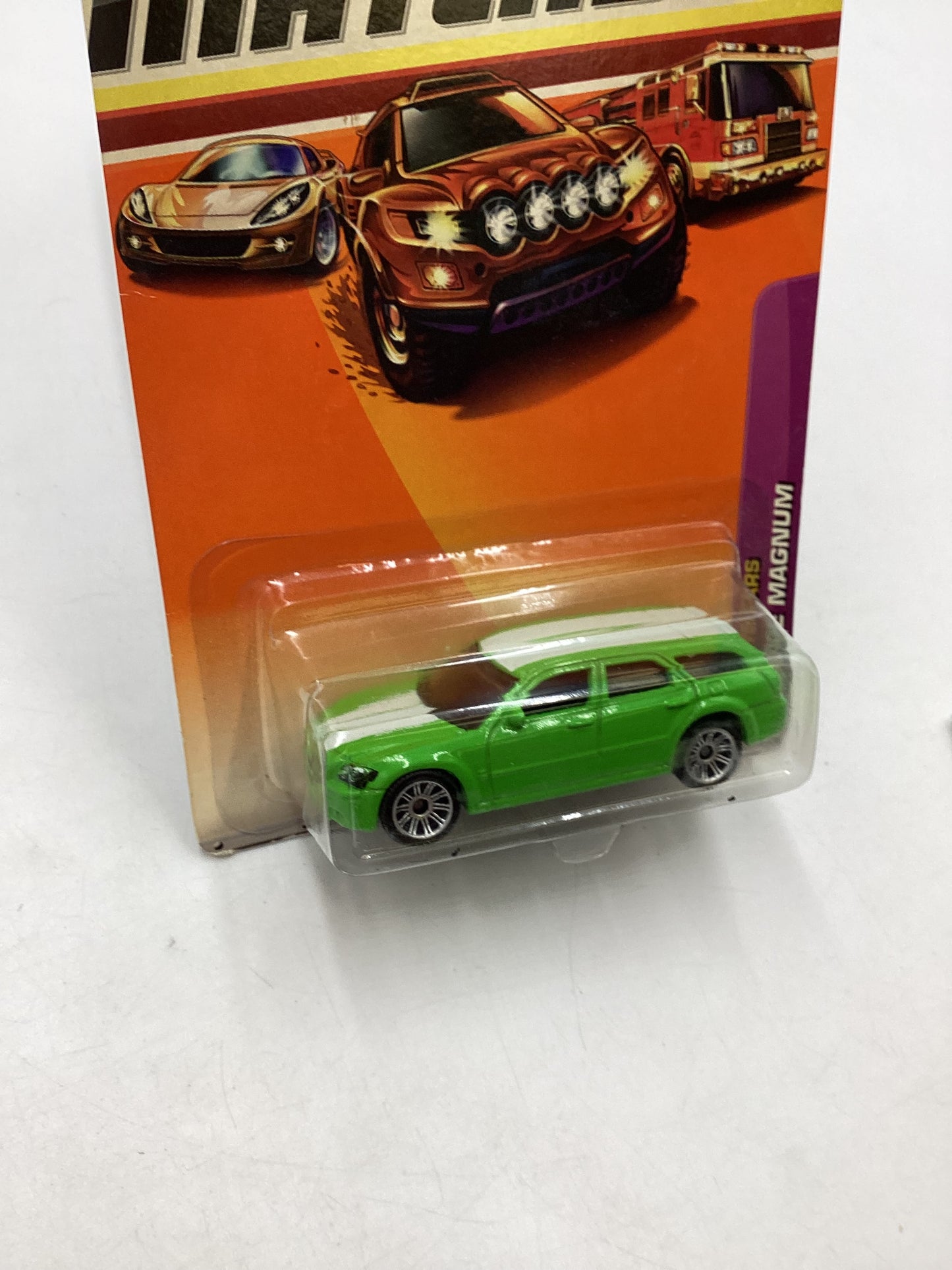 Matchbox Sports Cars #9 Dodge Magnum Green 208B