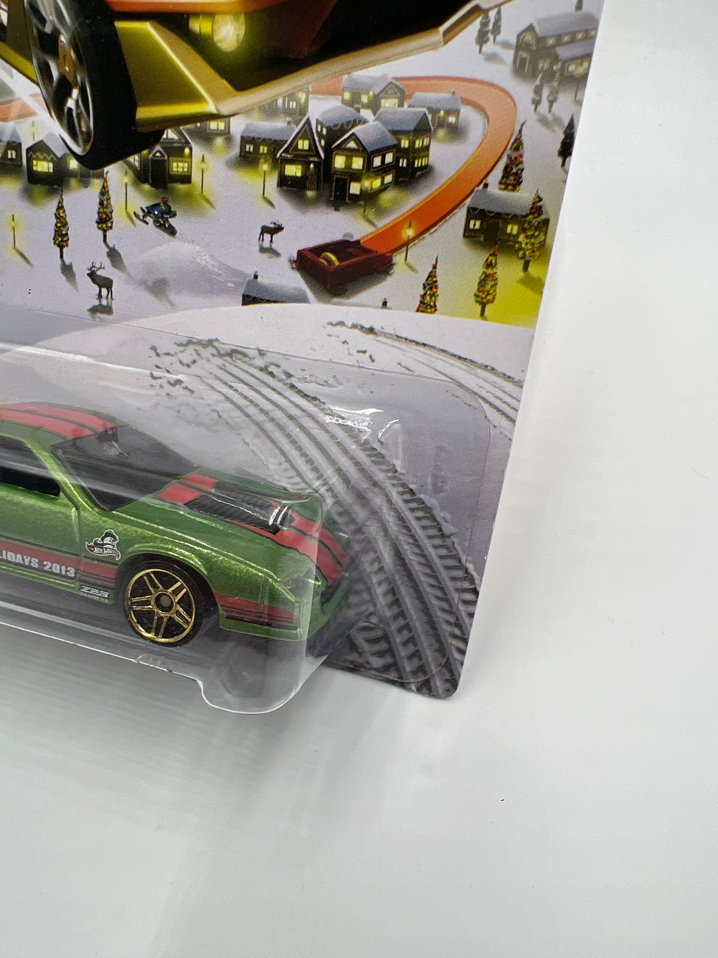 2013 Hot Wheels Holiday Hot Rods #2 1985 Chevrolet Camaro IROC-Z Green 156L