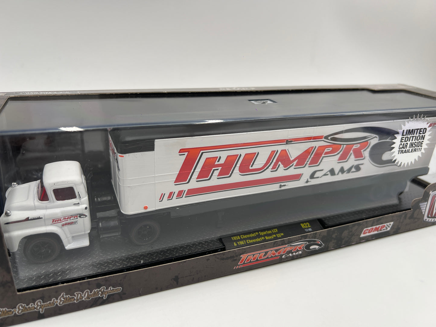 M2 Machines Auto Haulers Thumpr Cams 1958 Chevrolet Spartan LCF & 1967 Chevrolet Nova SS R22