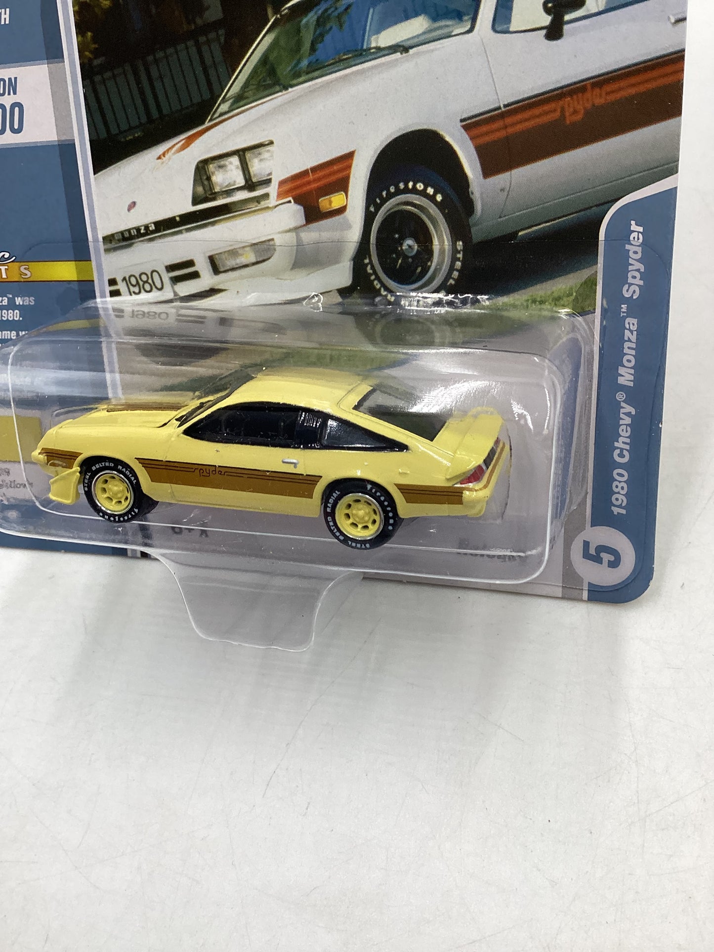 Johnny Lightning Classic Gold Collection Chevrolet 1980 Chevy Monza Spyder 228C