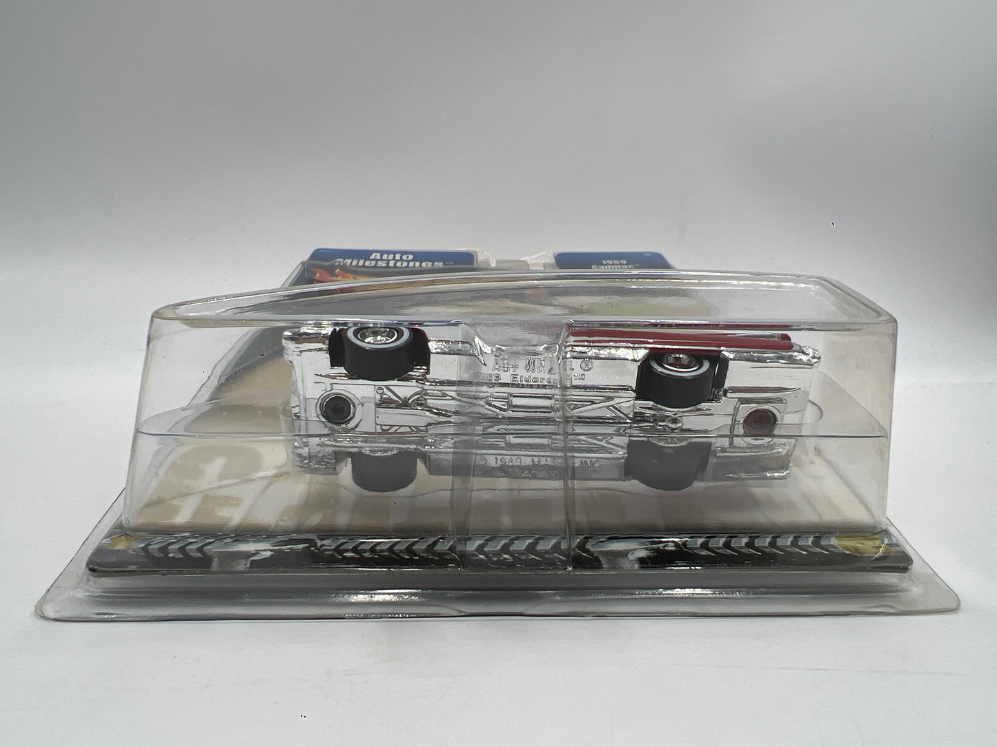 2002 Hot Wheels Auto Milestones 1959 Cadillac Convertible Red/White SR