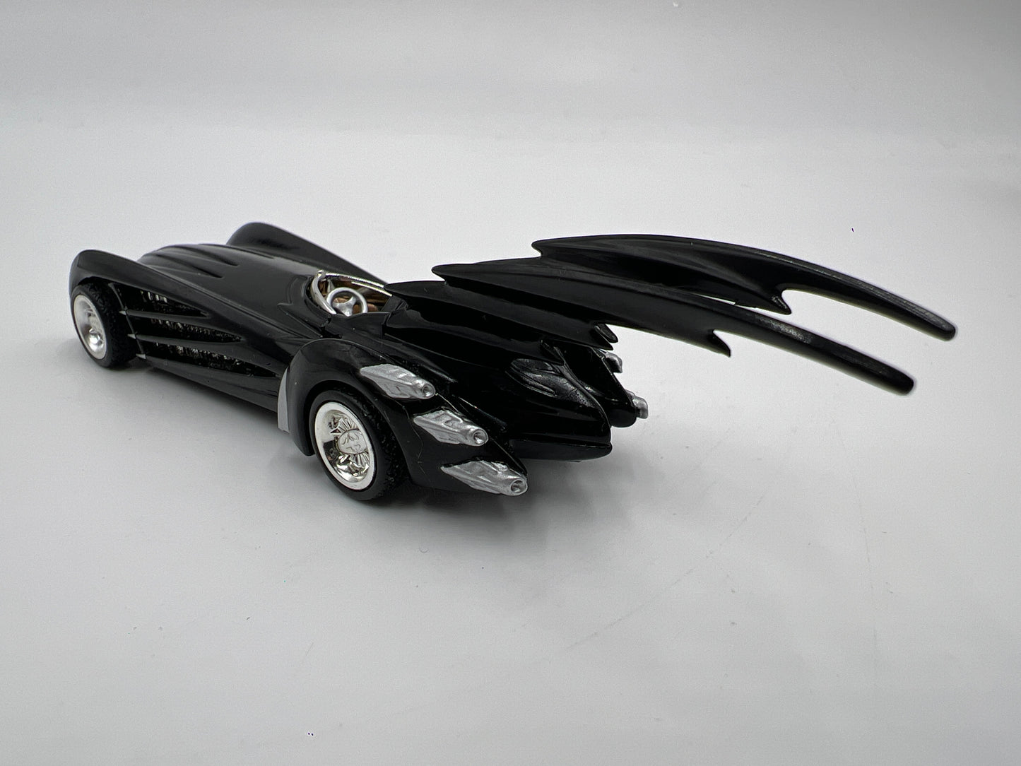 2004 Hot Wheels 1/64 Collectibles Batman & Robin Batmobile Black Loose