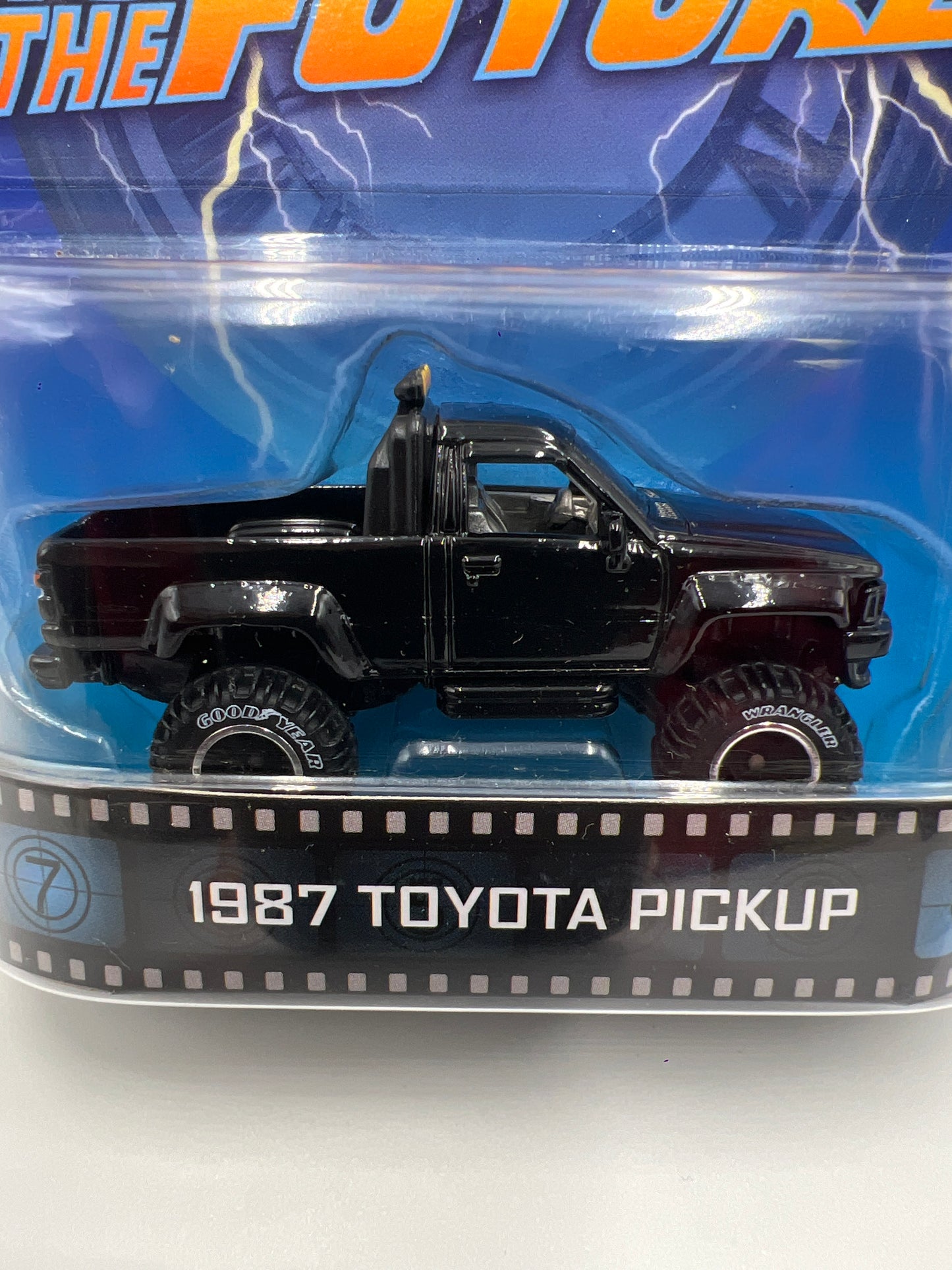 Hot Wheels Retro Entertainment Back To The Future 1987 Toyota Pickup Black W/Protector