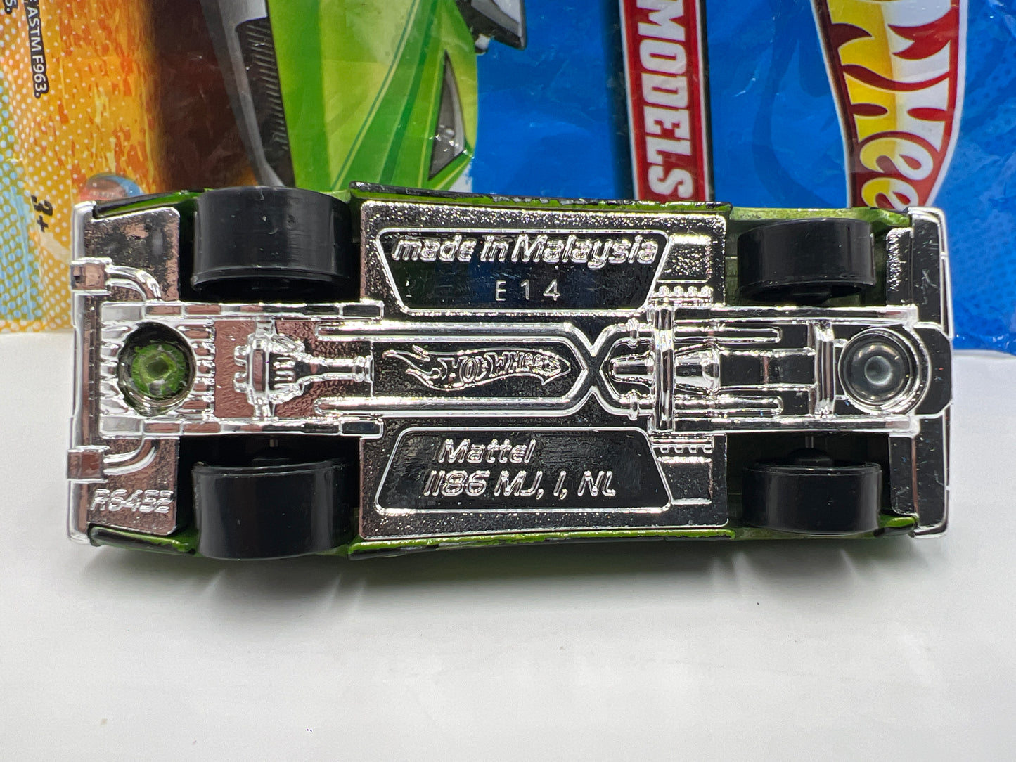 2011 Hot Wheels Mystery Models #6 73 Ford Falcon Green W/Poster