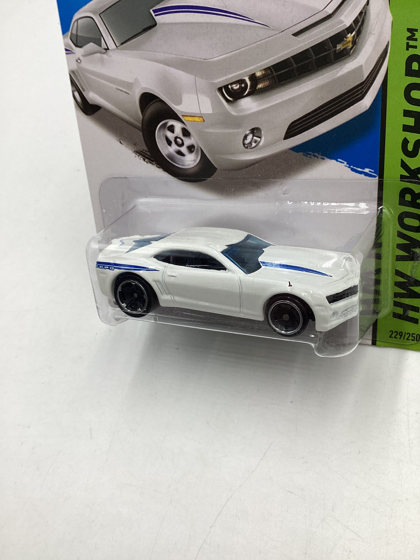 2014 Hot Wheels #229 White 14 Copo Camaro 16F